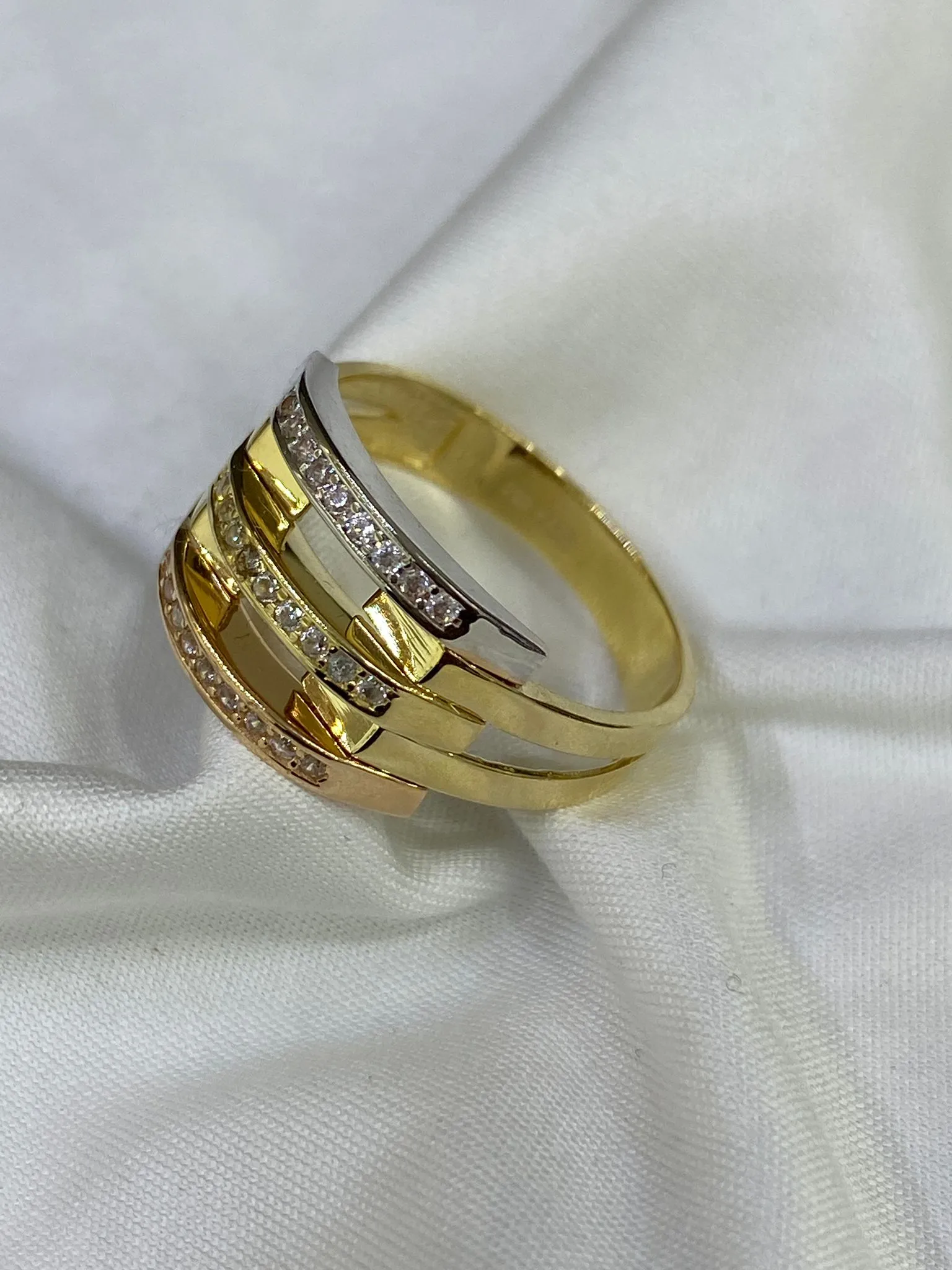 Favori Marka Kaburga Model Yüzük