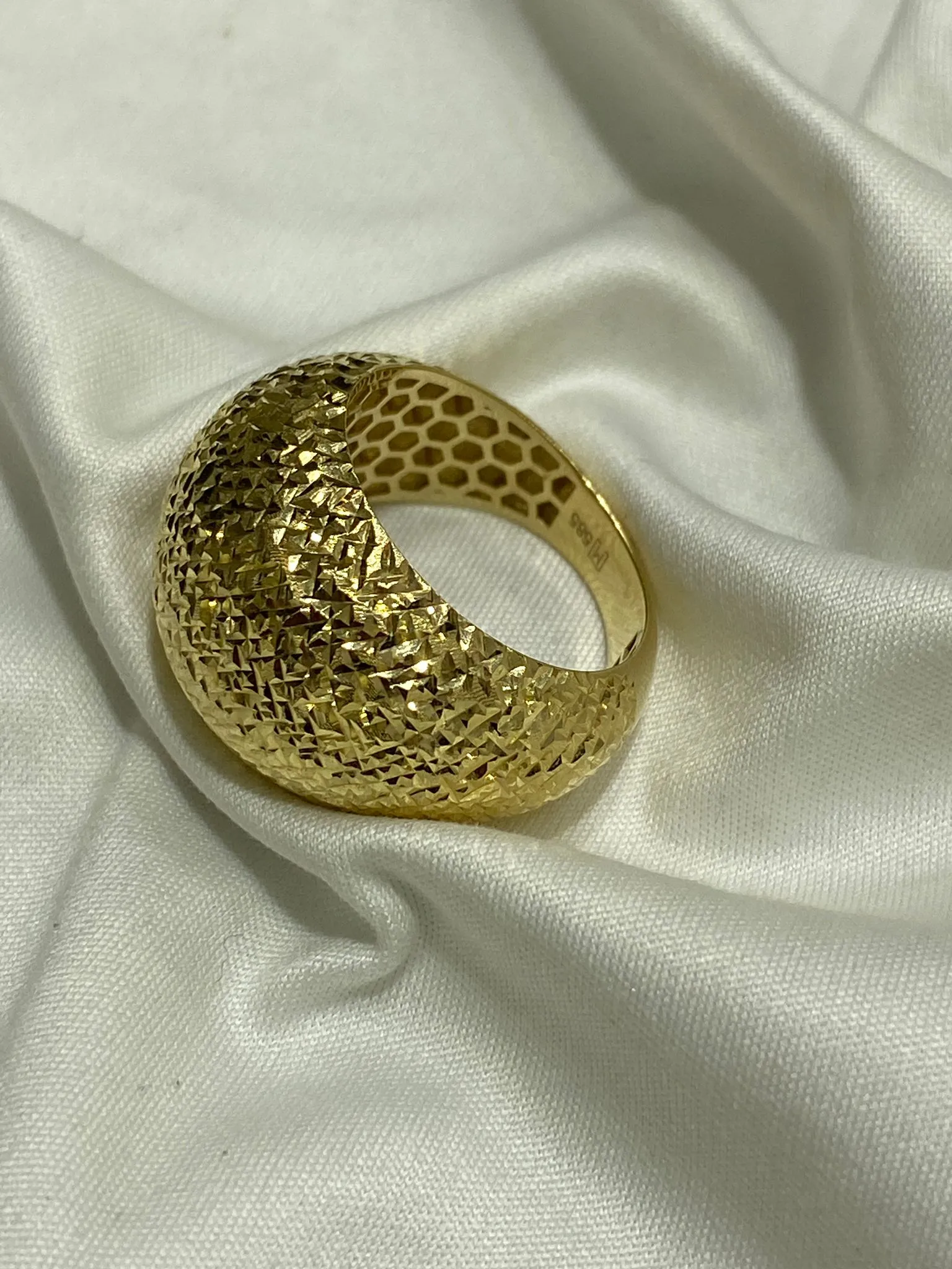 Favori Marka Kalem İşleme İtalyan Model Yüzük