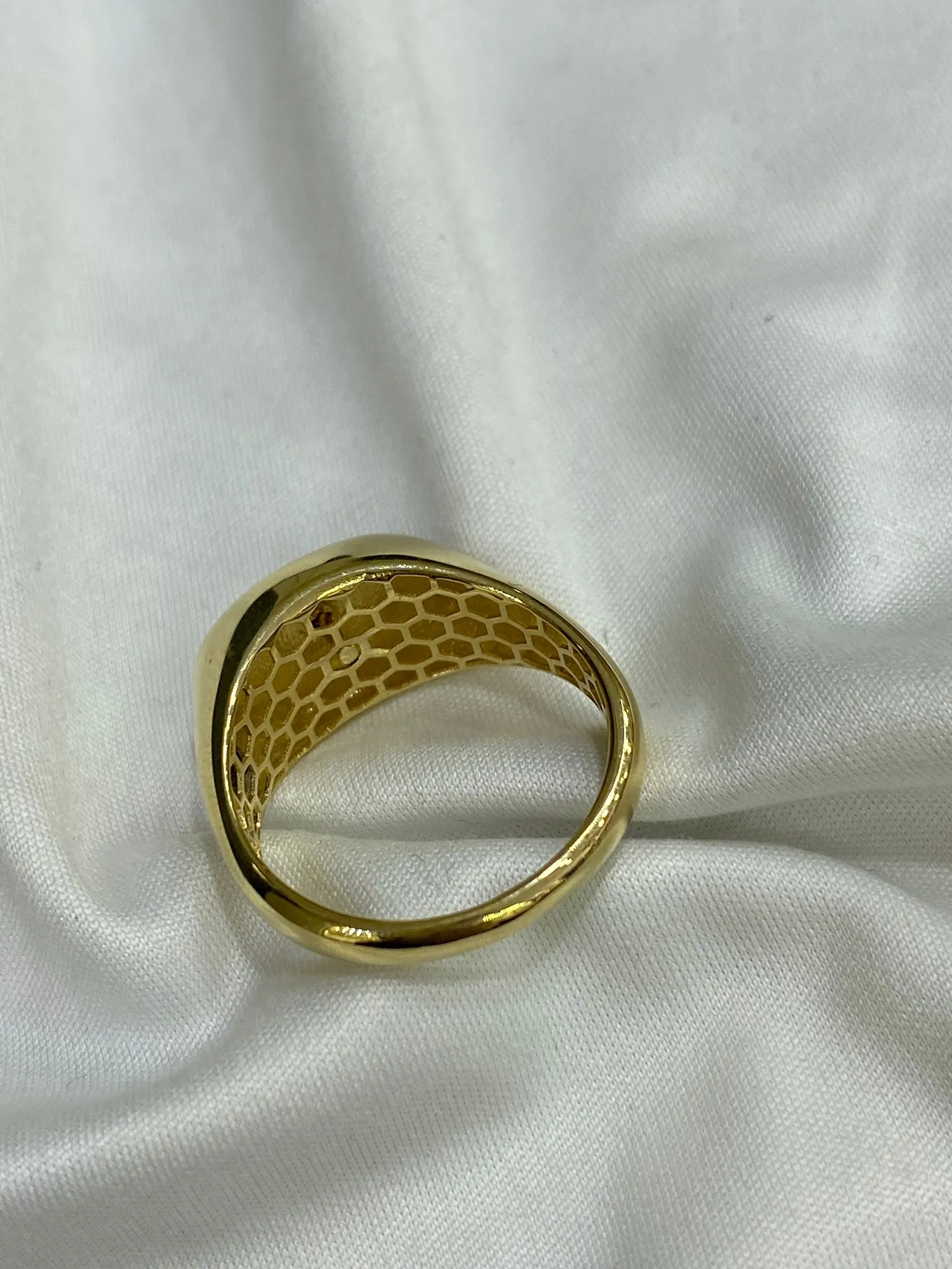 Favori Marka Mineli İtalyan Model Yüzük