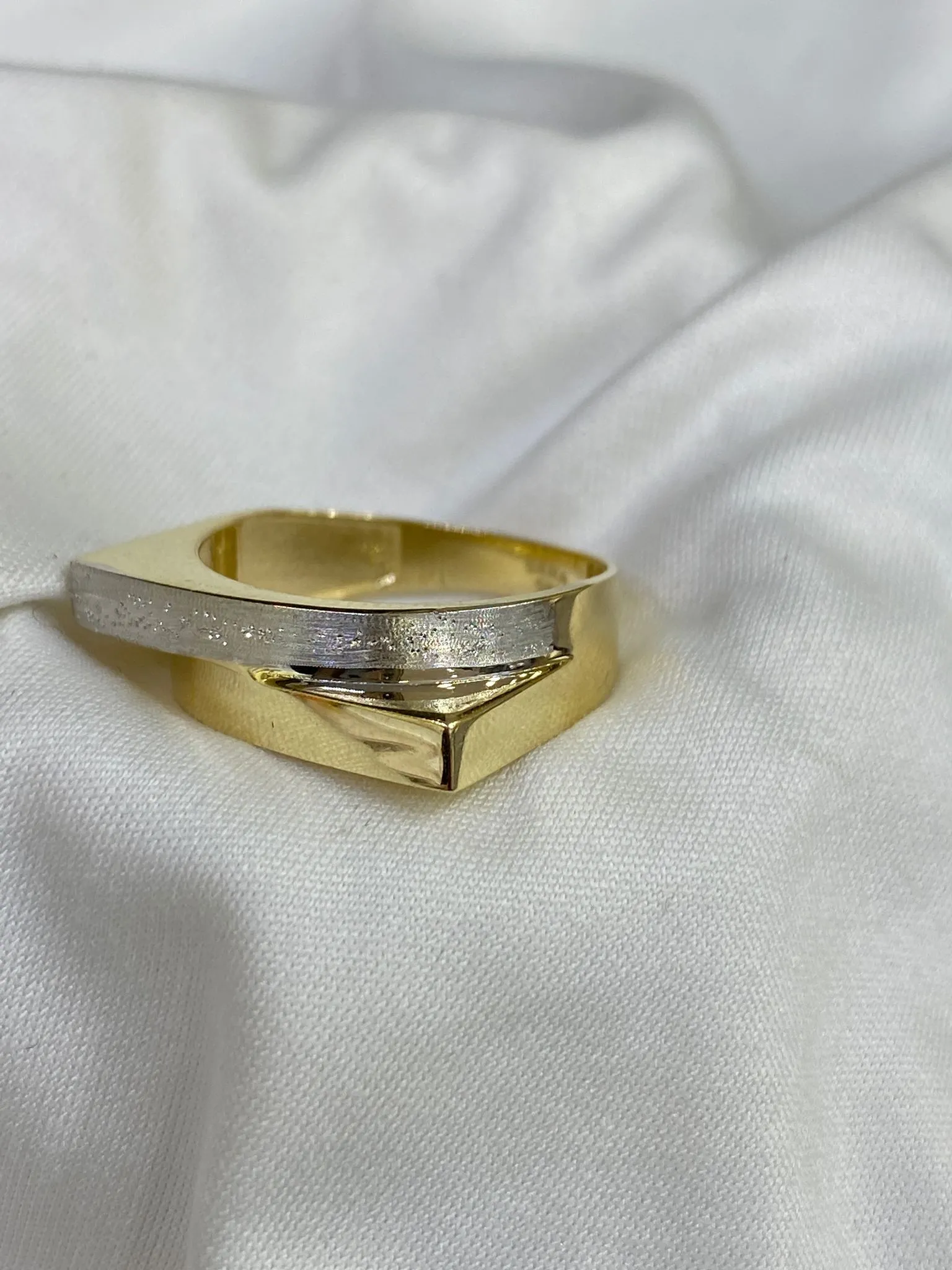 Favori Marka İki Renkli İtalyan Model Yüzük