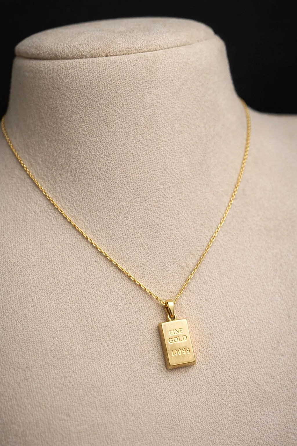 Favori Marka Külçe Model Kolye