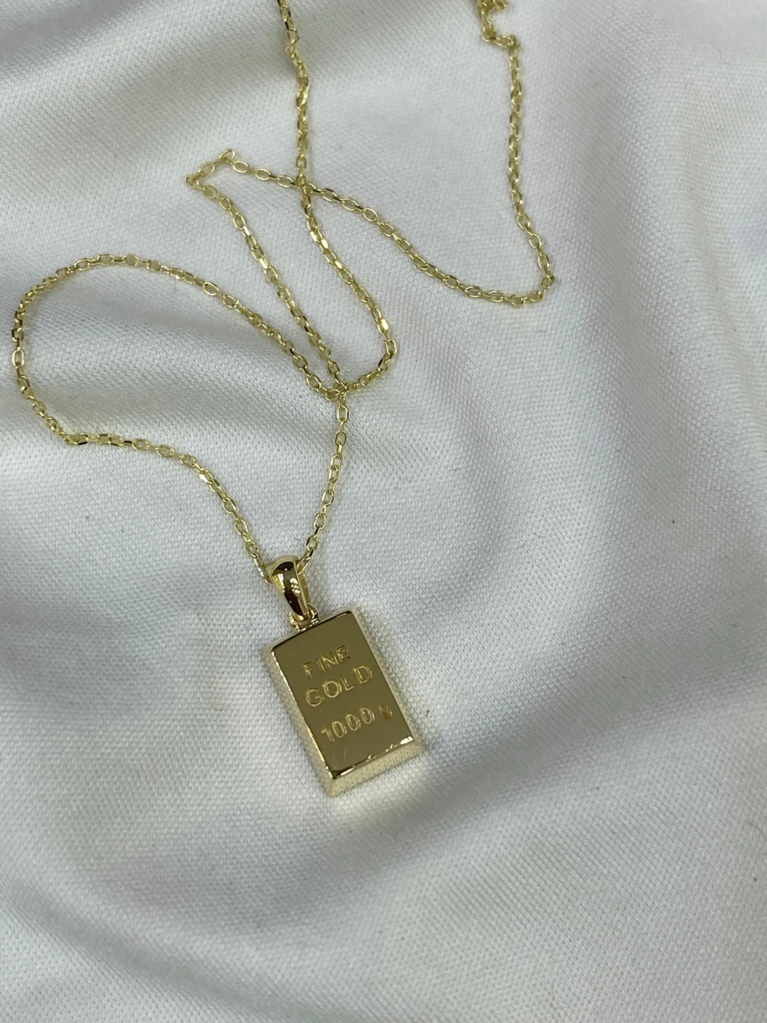 Favori Marka Külçe Model Kolye