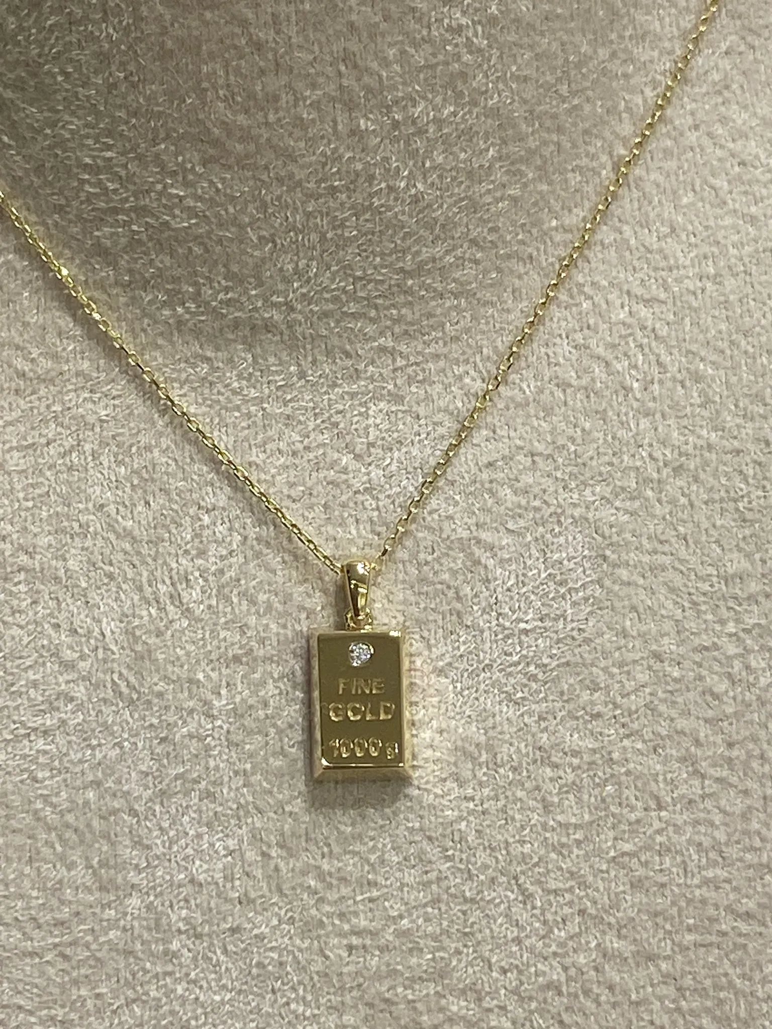 Favori Marka Külçe Model Kolye