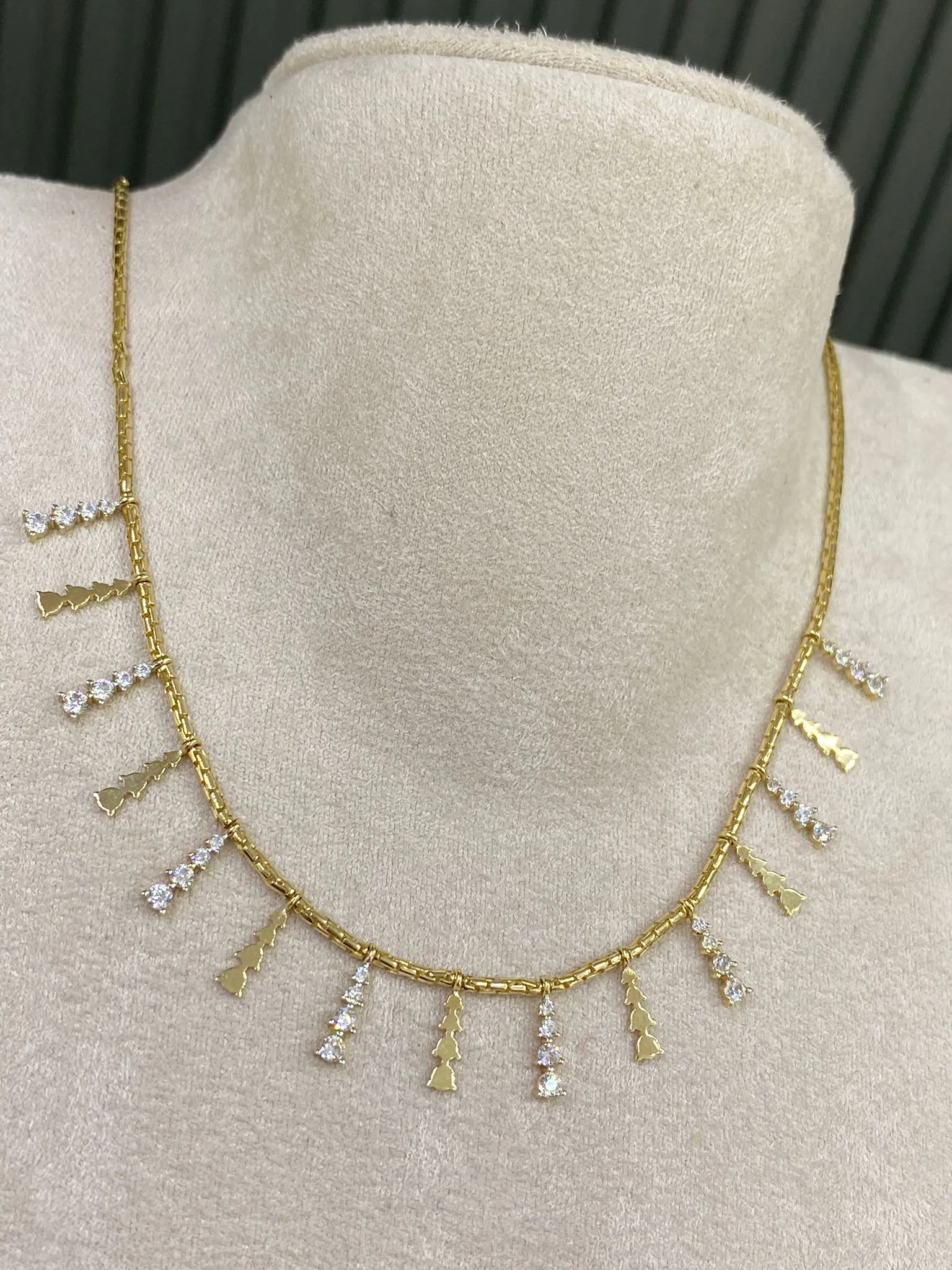 Favori Marka İtalyan Tasarım Model Kolye 40 Cm