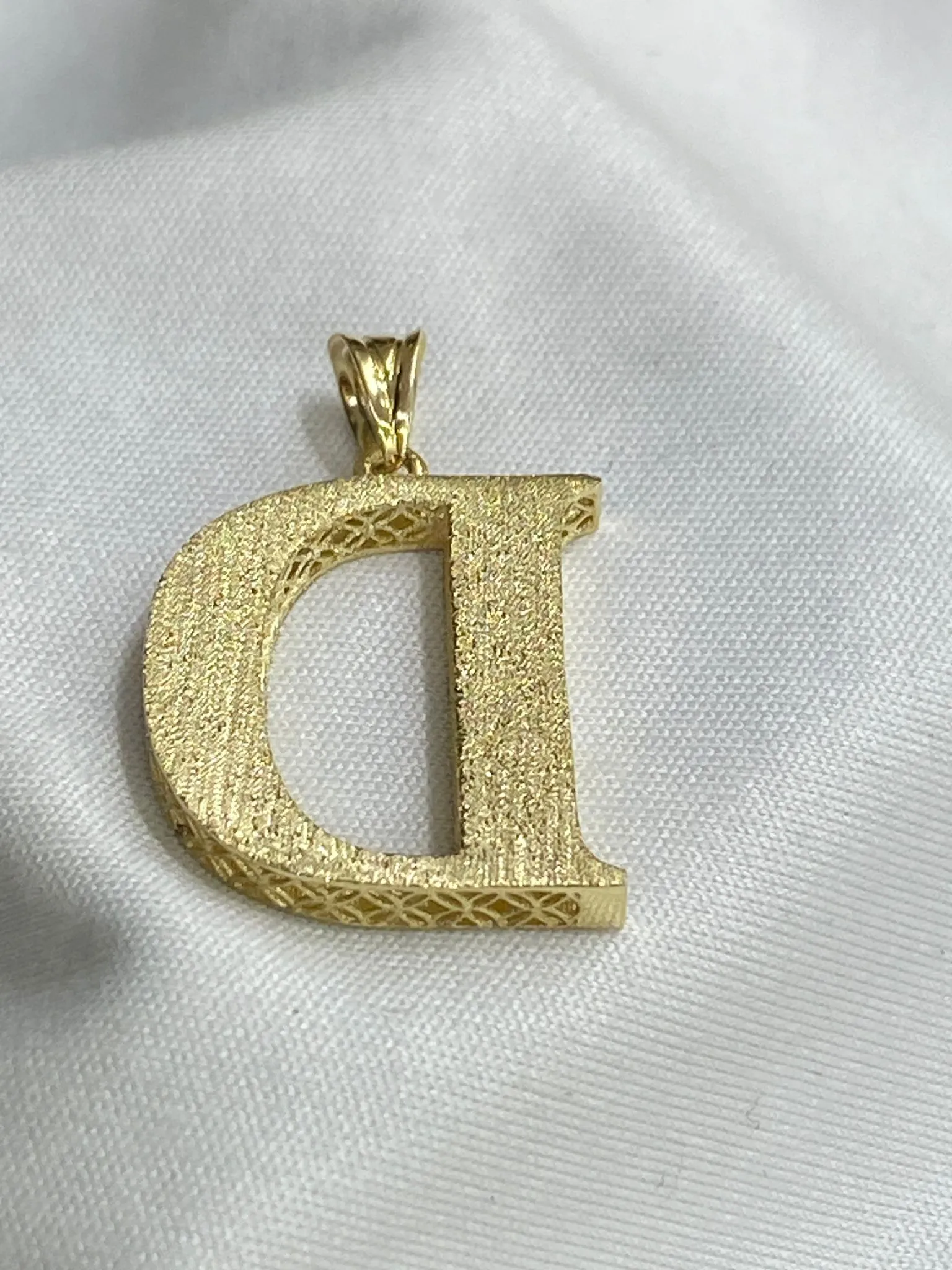 Favori Marka D Harfi Model Uç