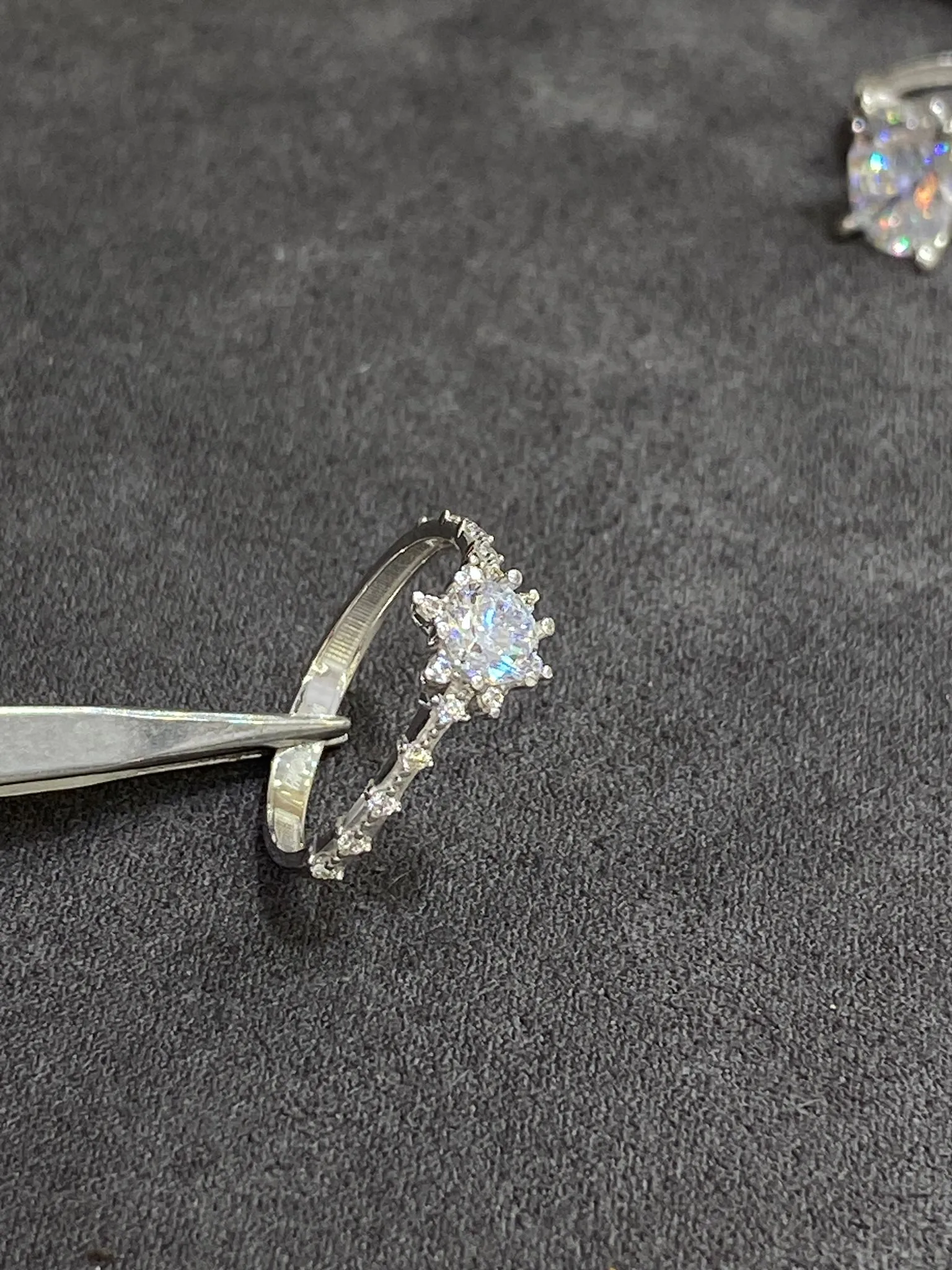 Favori Marka Lotus Çiçeği Model Yüzük