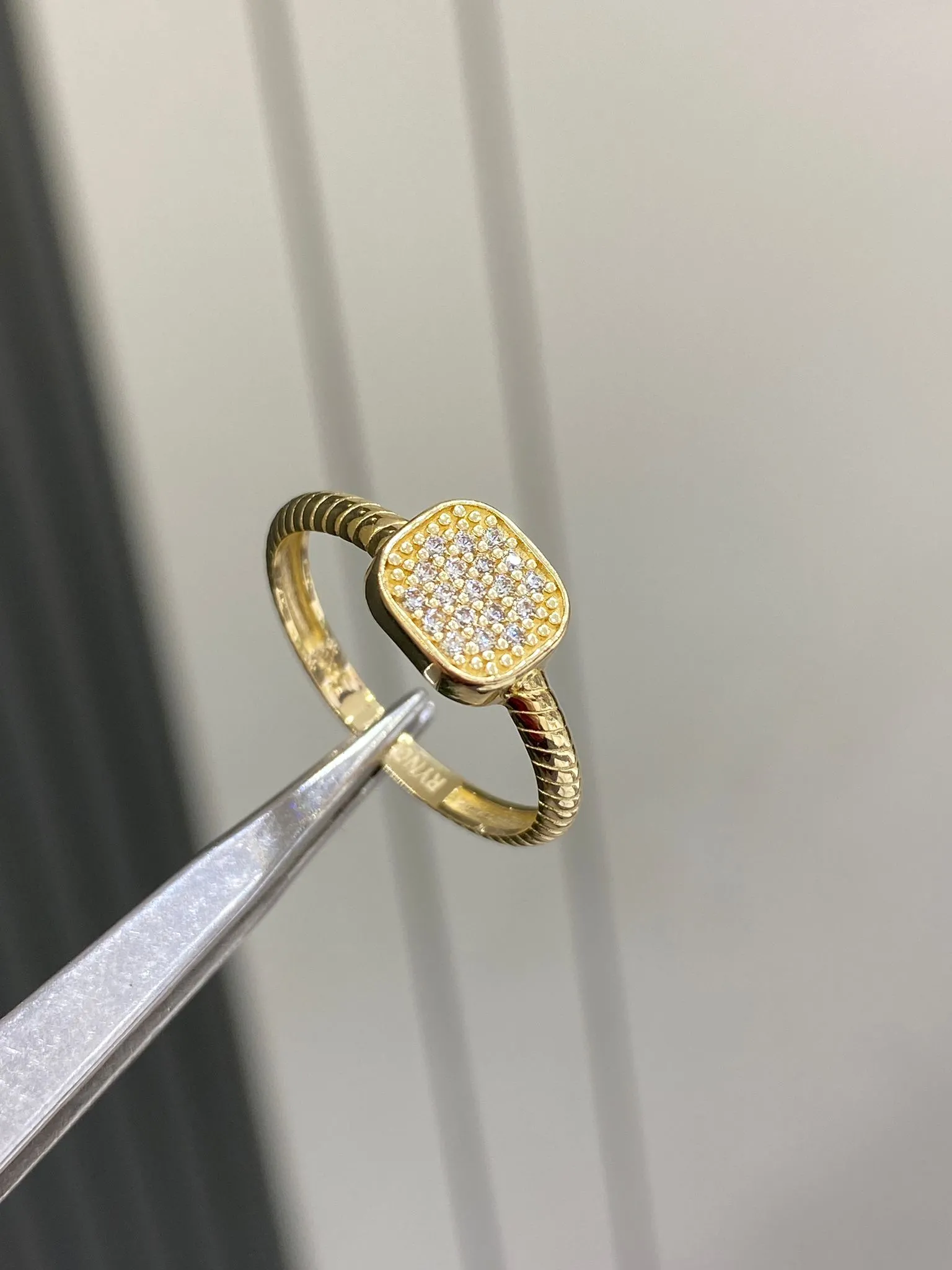 Favori Marka İtalyan Model Yüzük