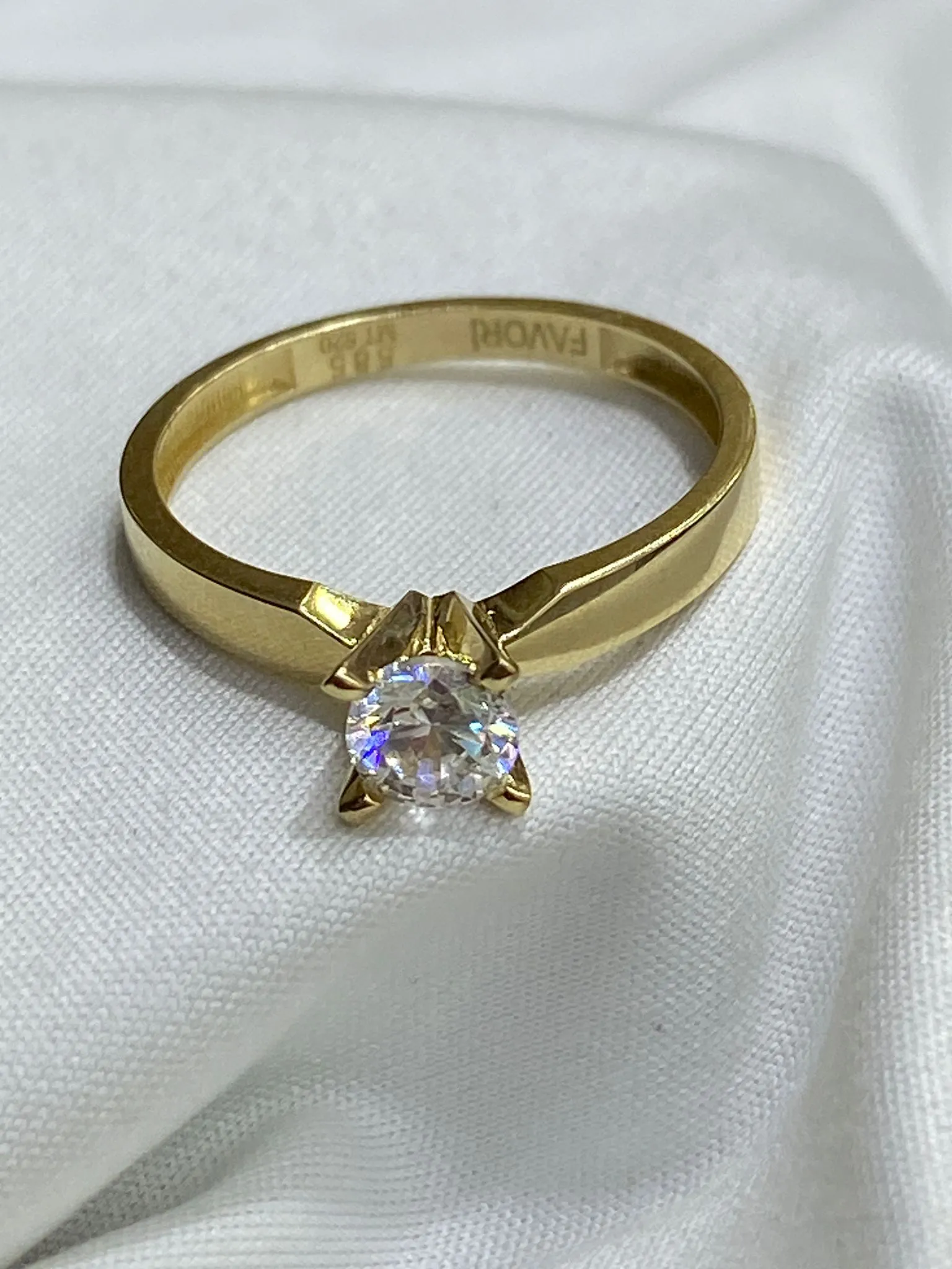 Favori Marka Tektaş Model Yüzük