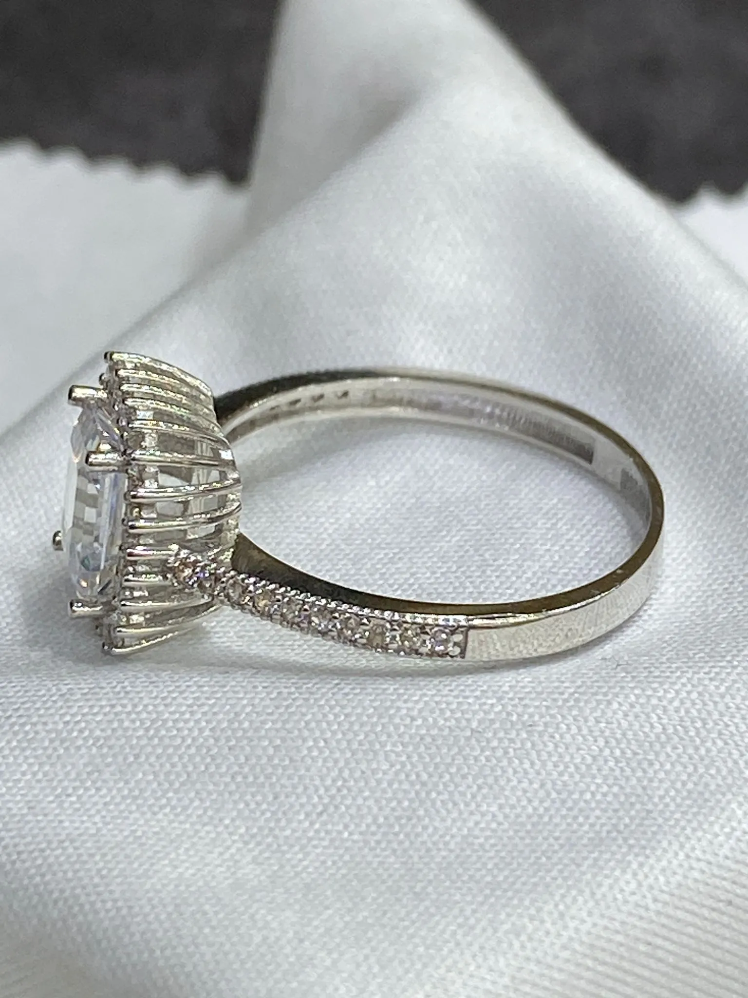 Favori Marka Baget Model Yüzük