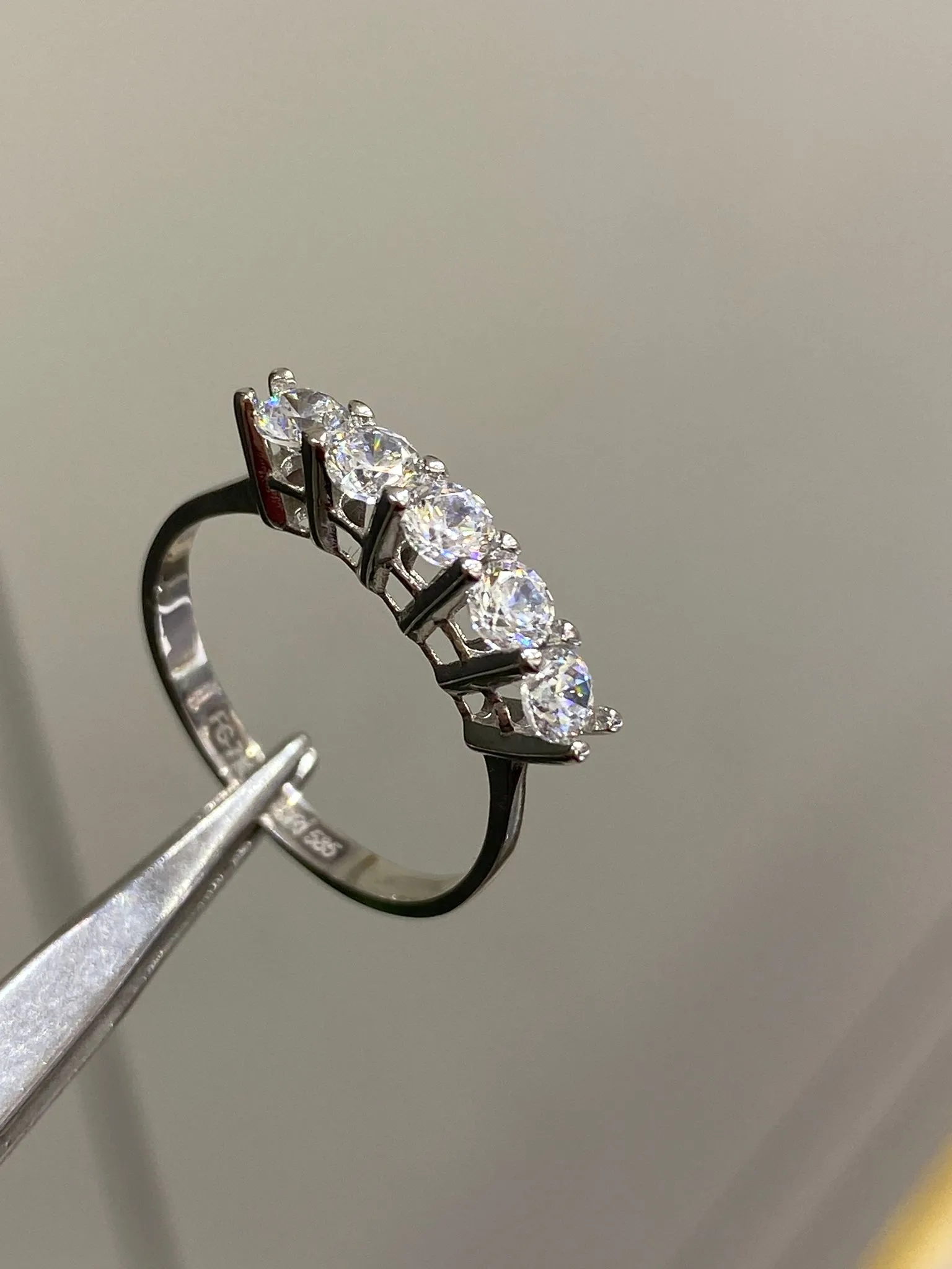 Favori Marka Beştaş Model Yüzük