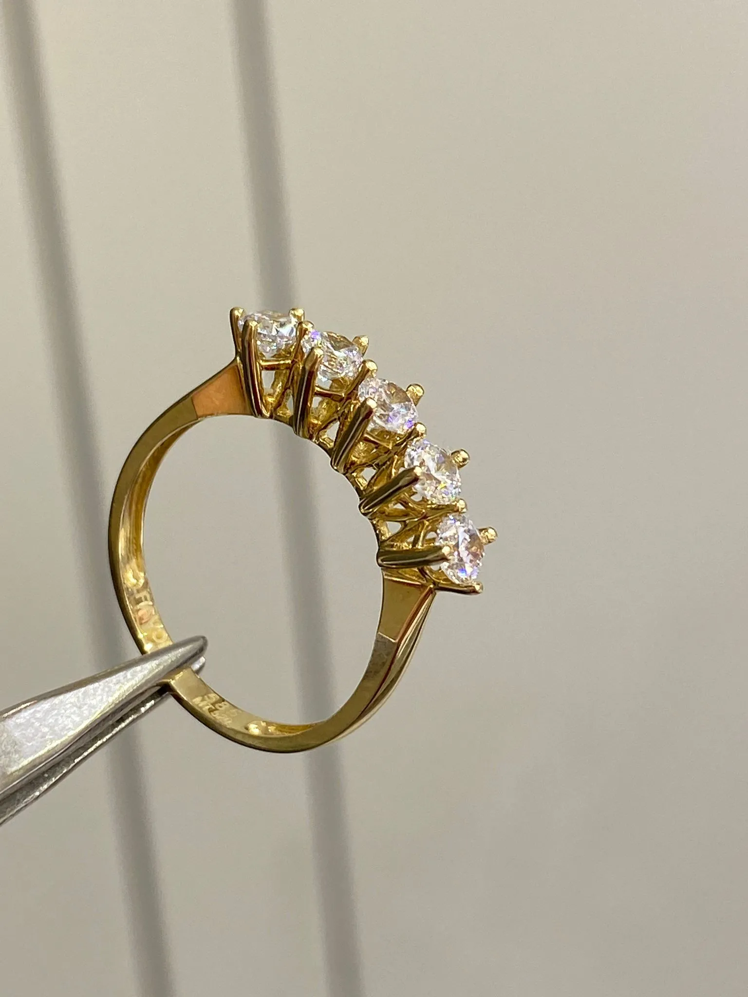 Favori Marka Beştaş Model Yüzük