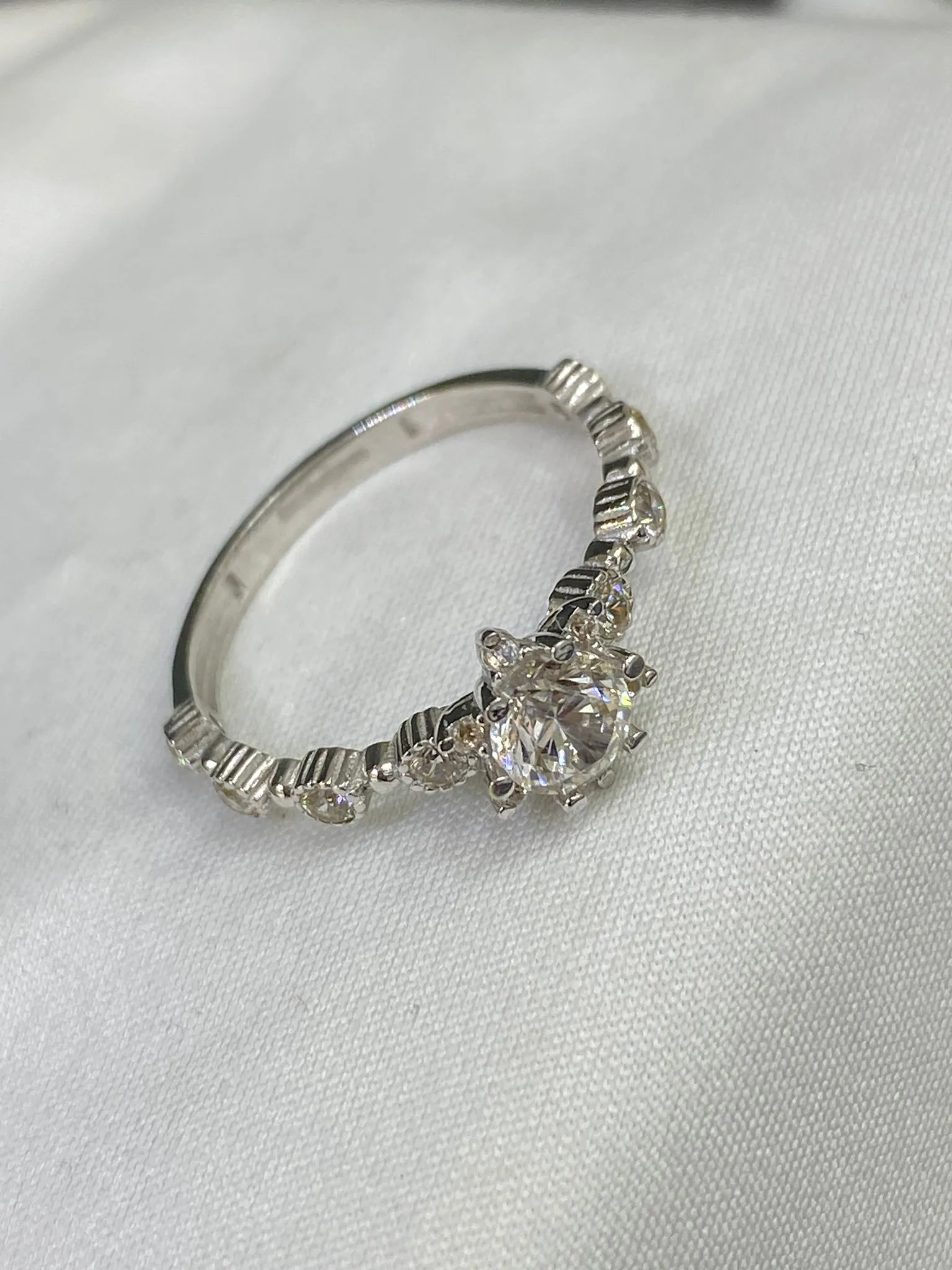 Favori Marka Lotus Çiçeği Yüzük