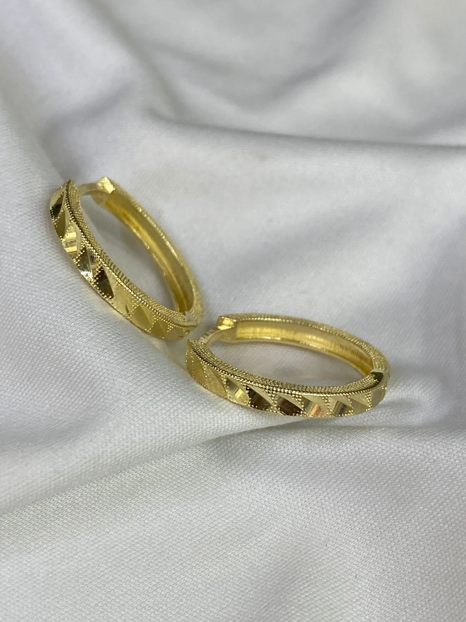 Favori Marka Halka Model Küpe