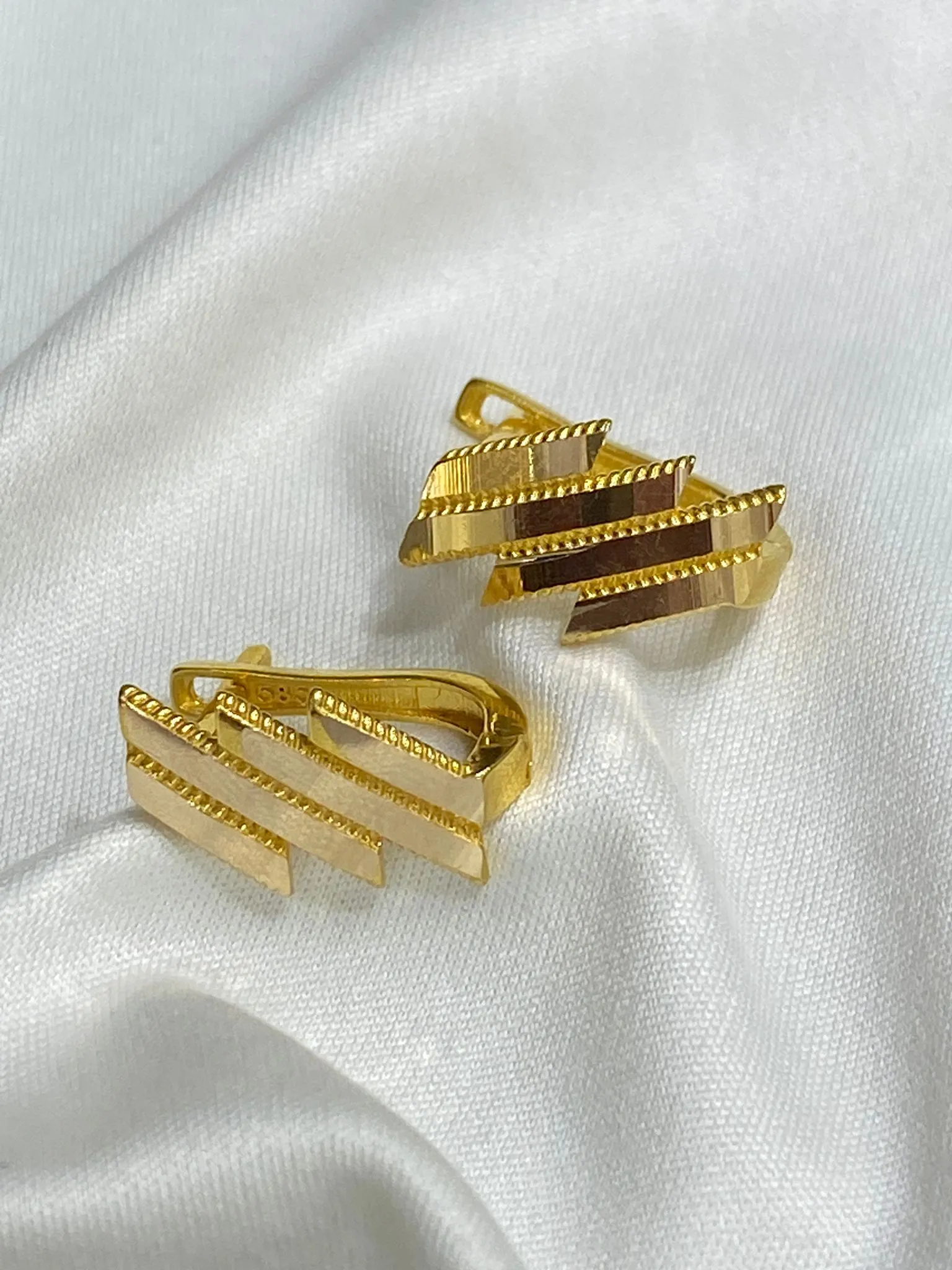 Favori Marka İtalyan Model Küpe