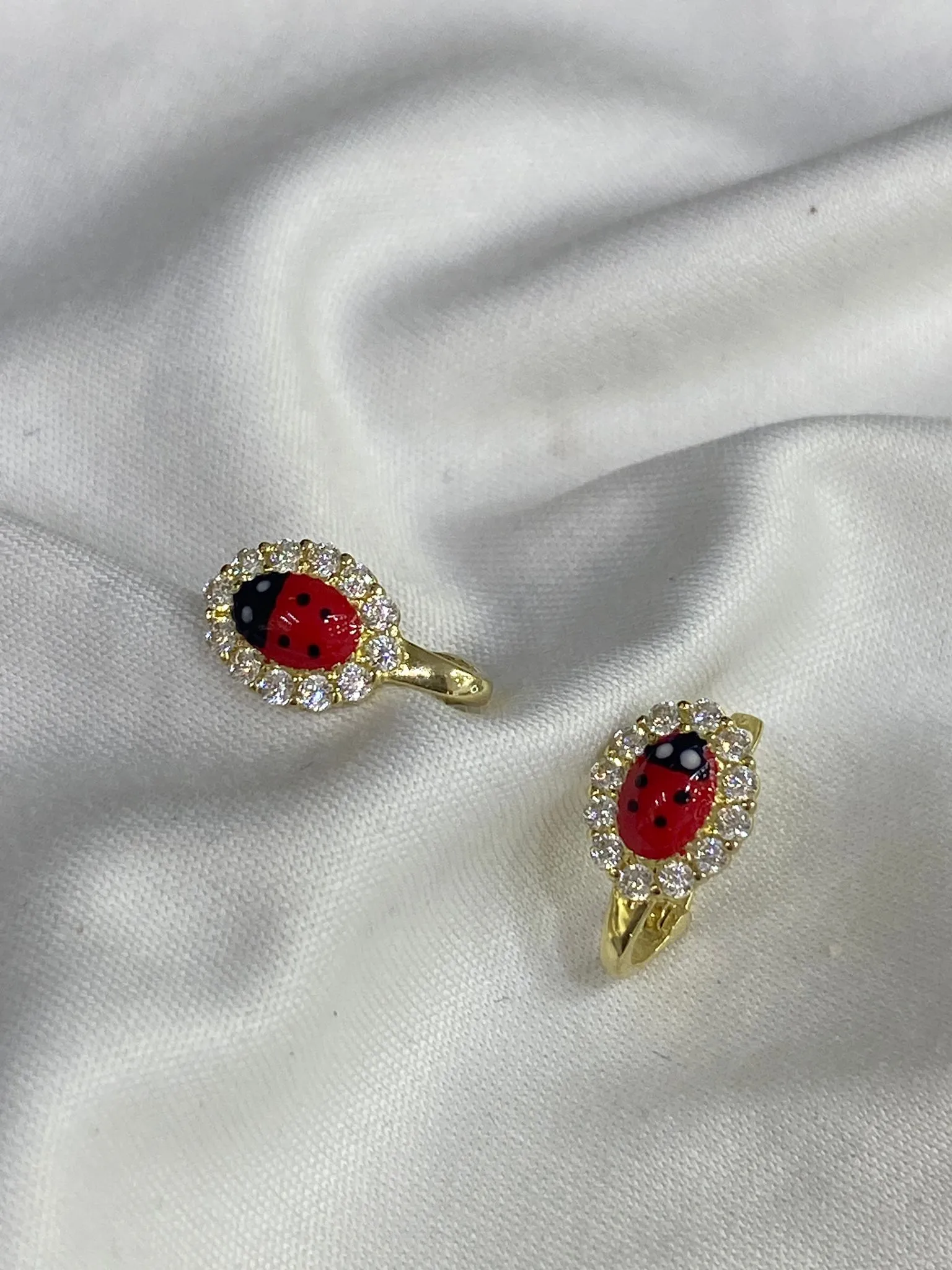 10 Ayar Favori Marka Çocuk Model Küpe