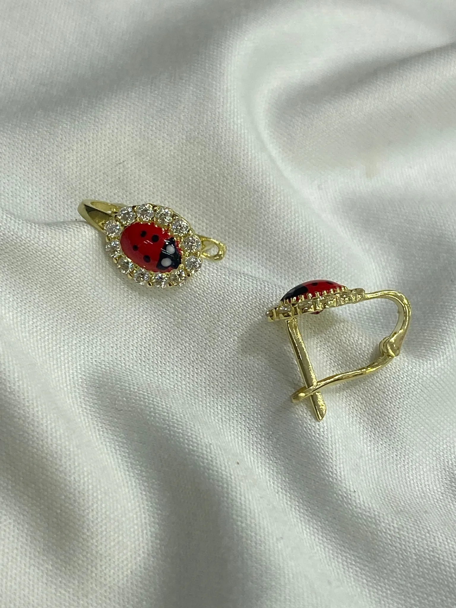 10 Ayar Favori Marka Çocuk Model Küpe