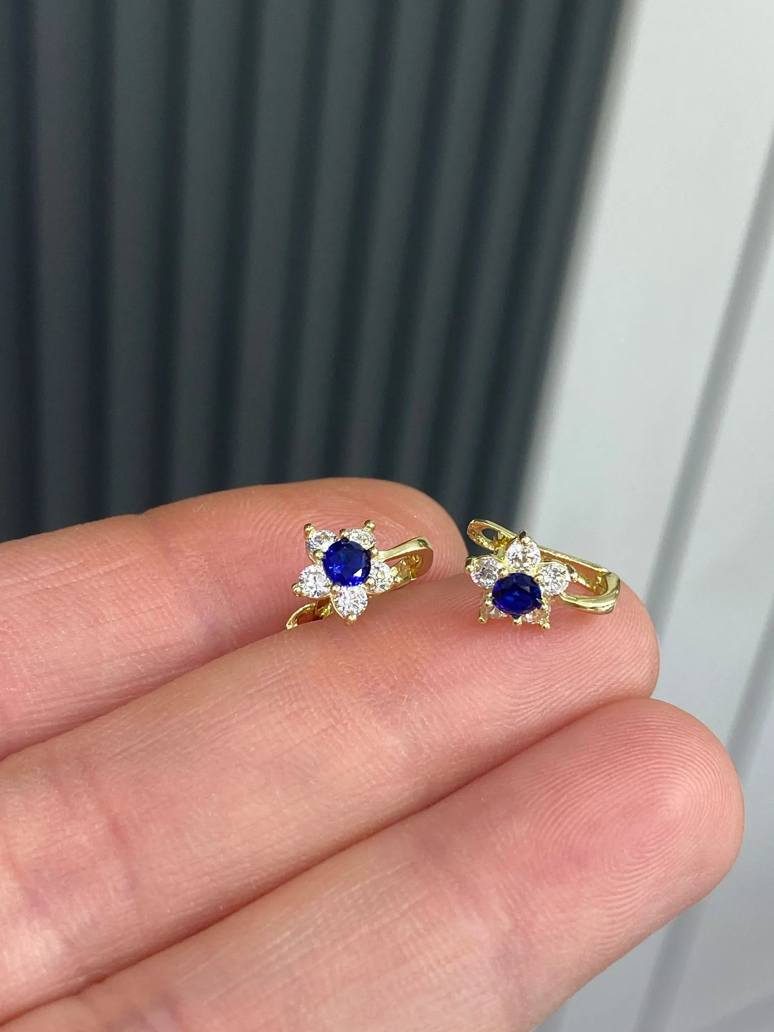 10 Ayar Favori Marka Çocuk Model Küpe