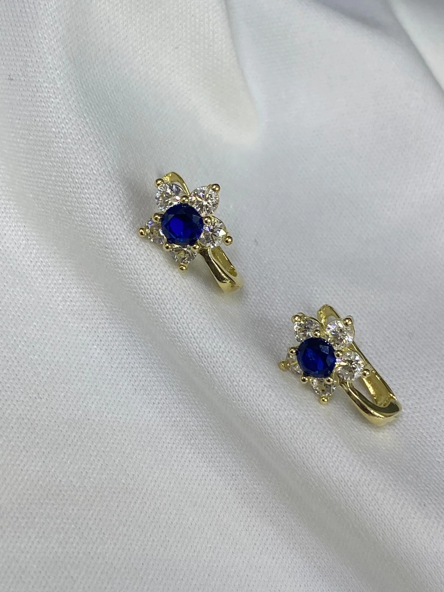 10 Ayar Favori Marka Çocuk Model Küpe