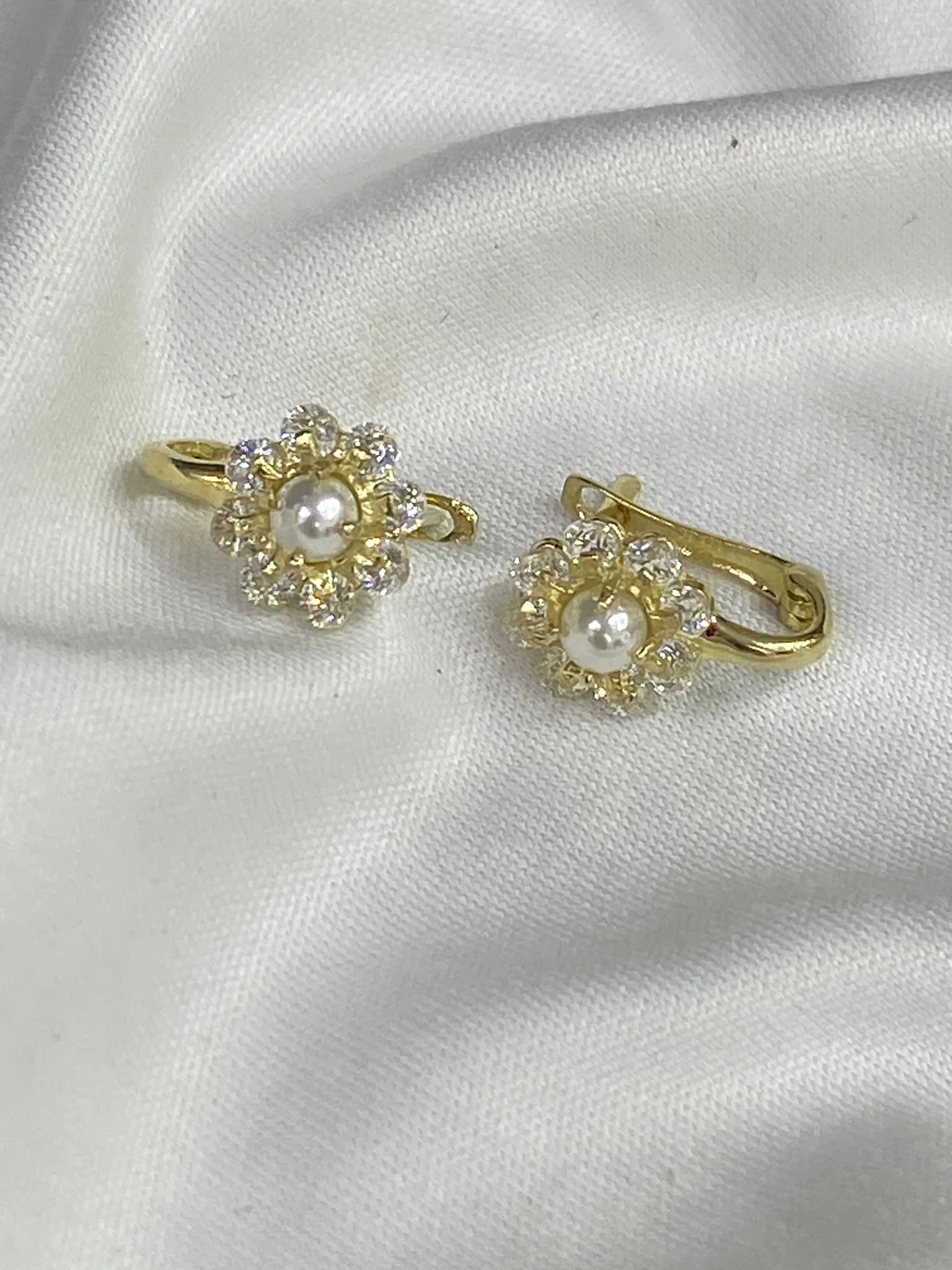 10 Ayar Favori Marka Çocuk Model Küpe