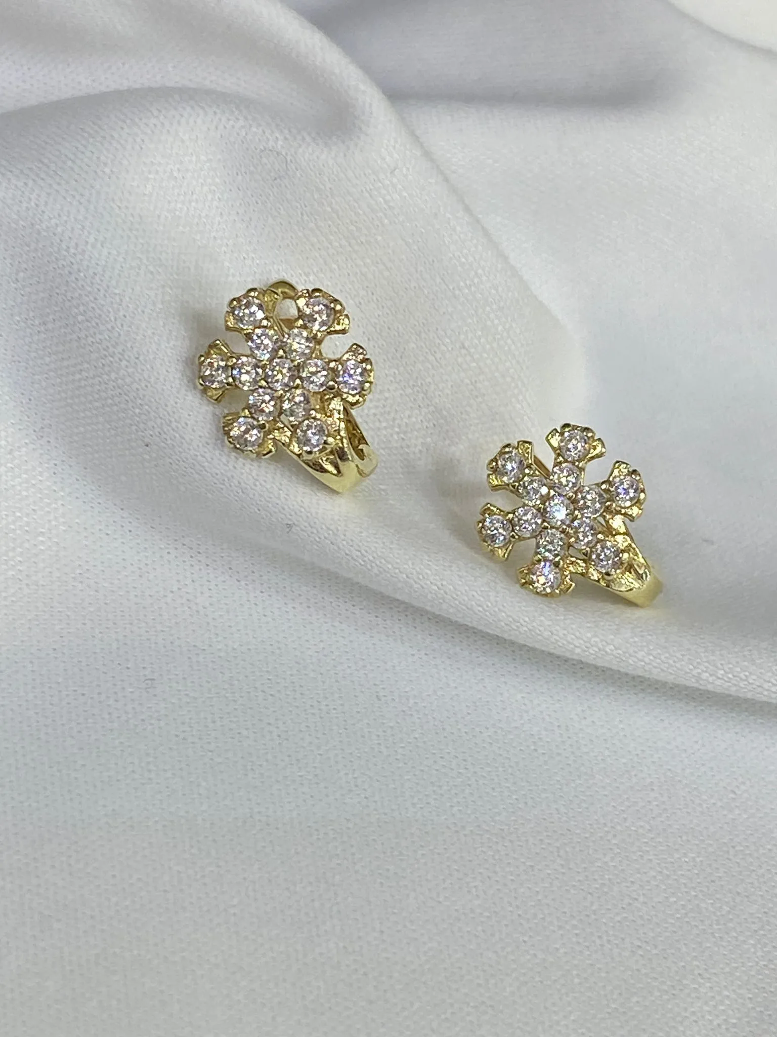 8 Ayar Favori Marka Çocuk Model Küpe