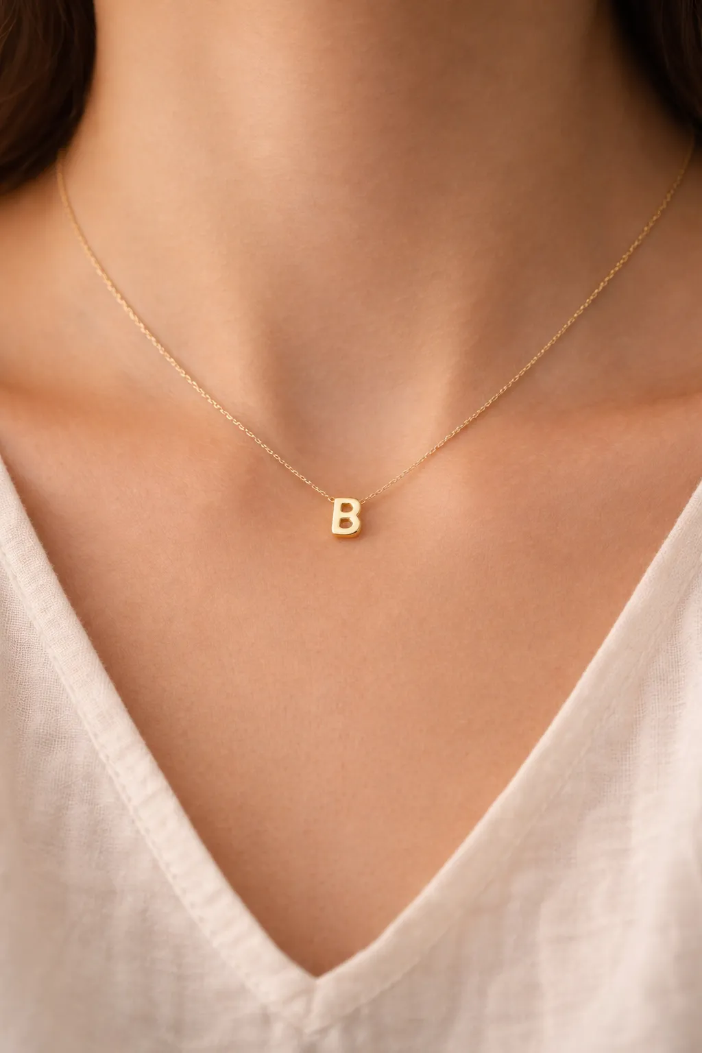 Favori Marka Harf Model Kolye