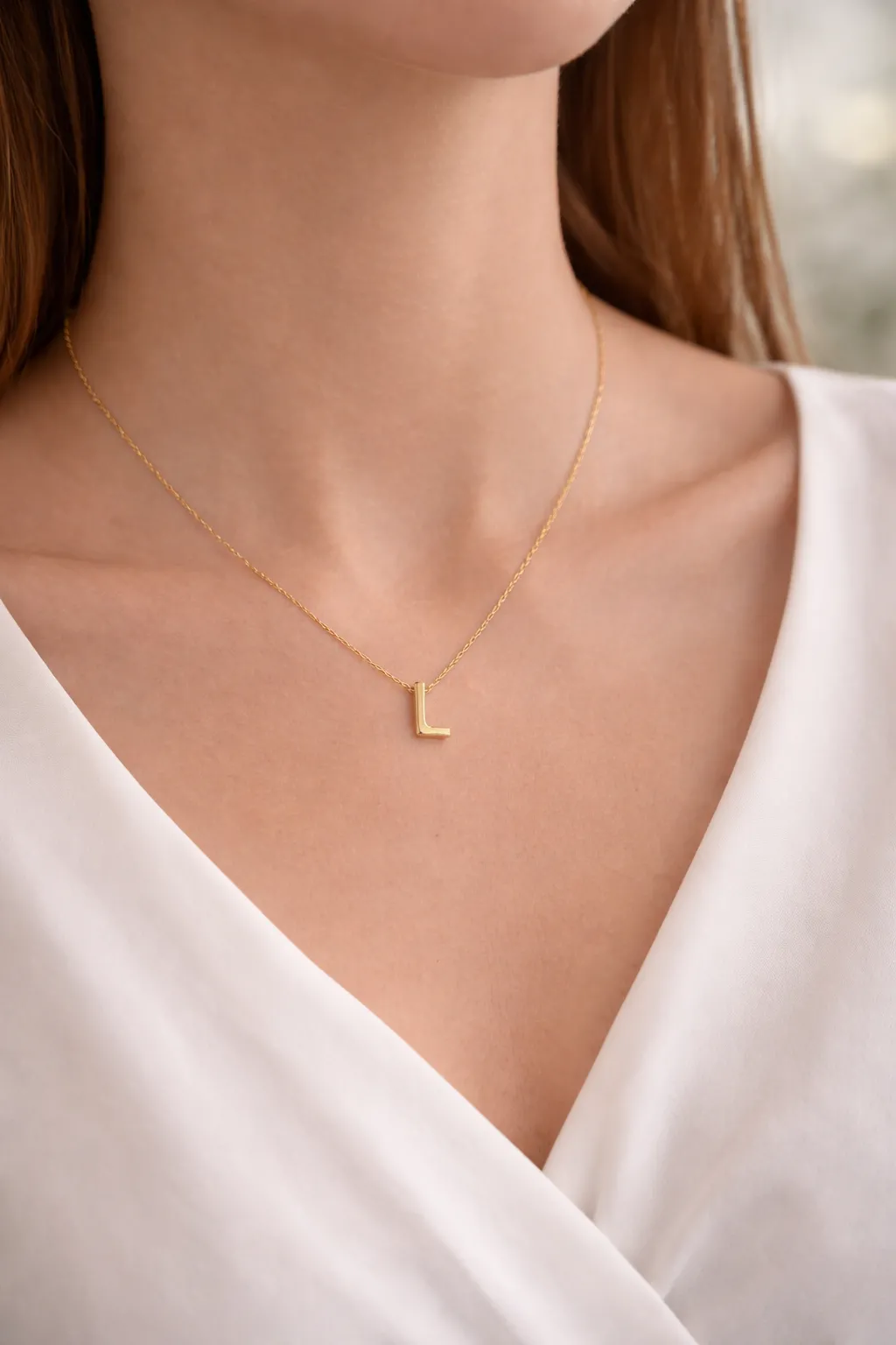 Favori Marka Harf Model Kolye