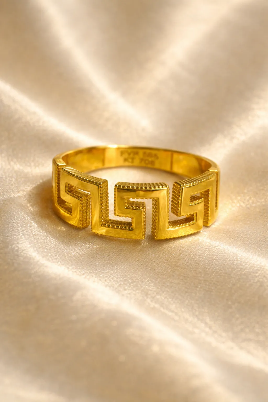 Favori Marka Fantezi Model Yüzük 16 NO