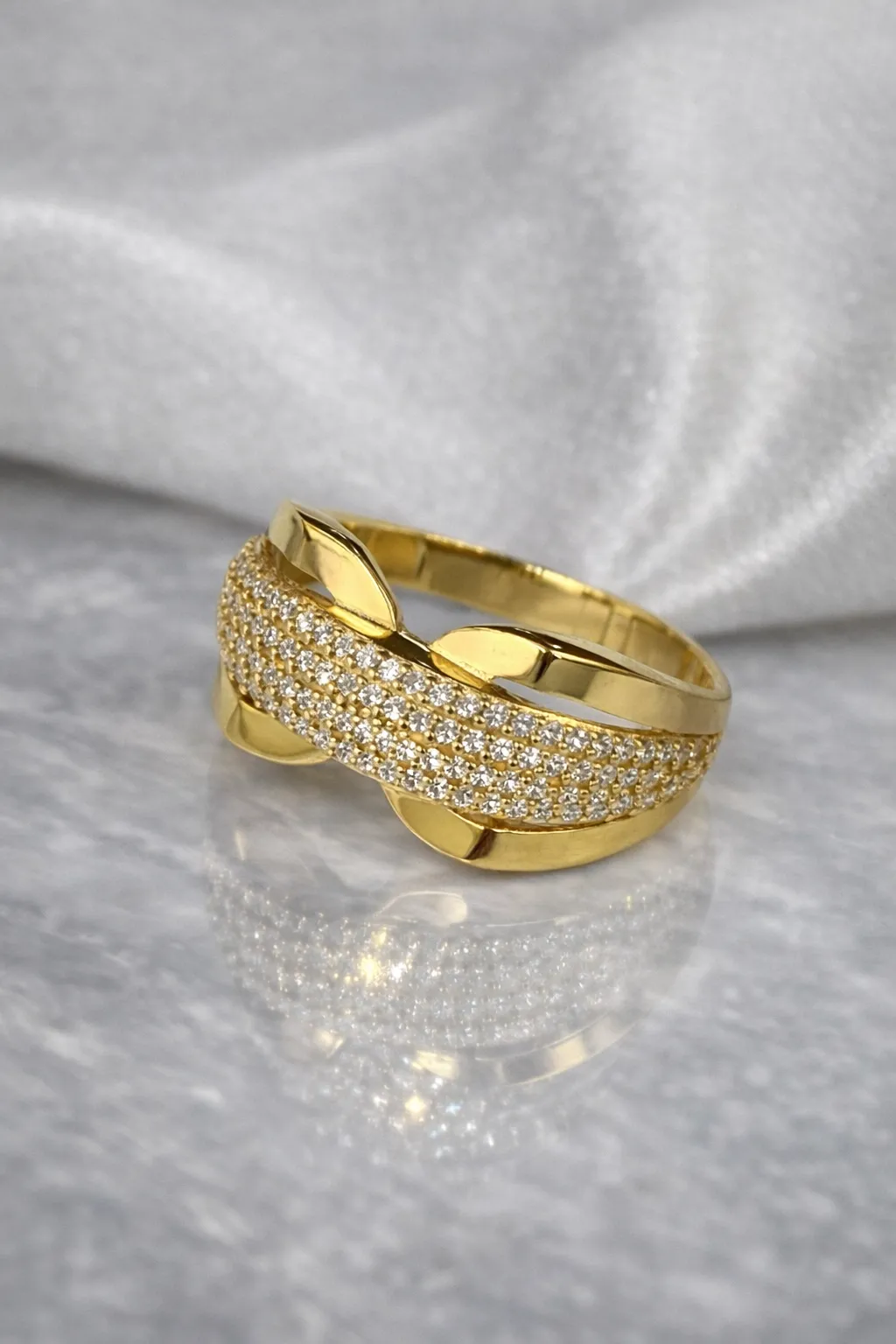 Favori Marka Fantezi Model Yüzük