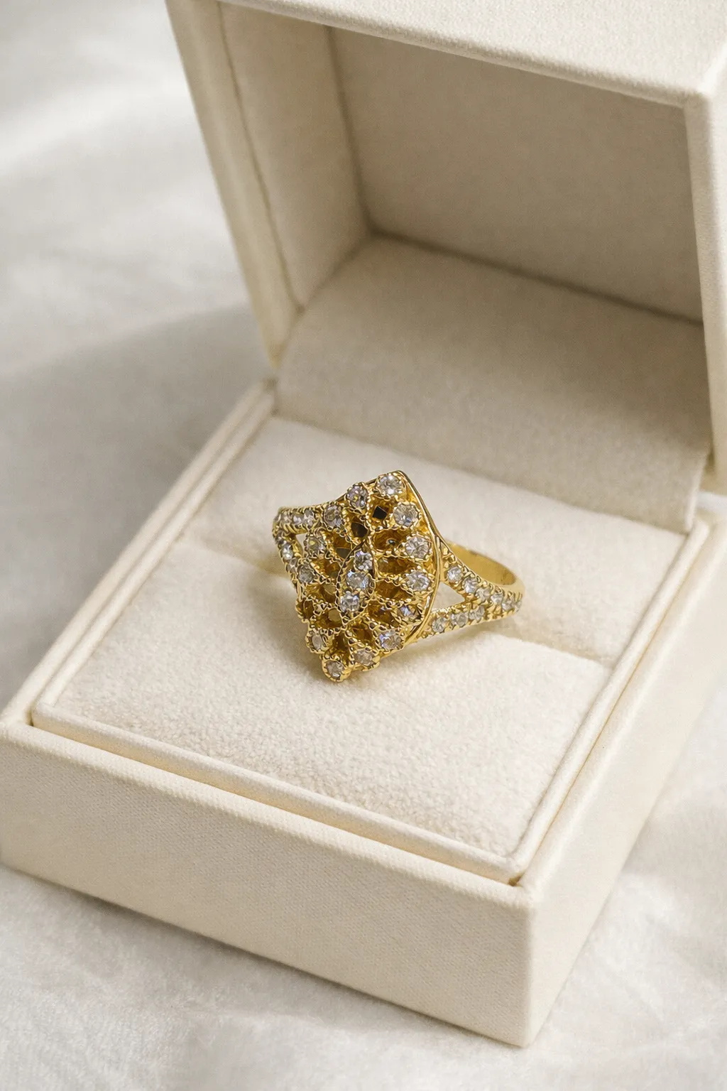 Favori Marka İtalyan Model Yüzük