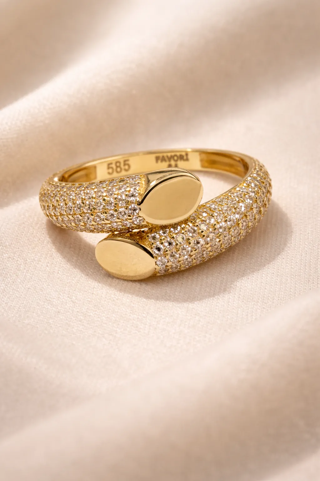 Favori Marka İtalyan Model Yüzük 