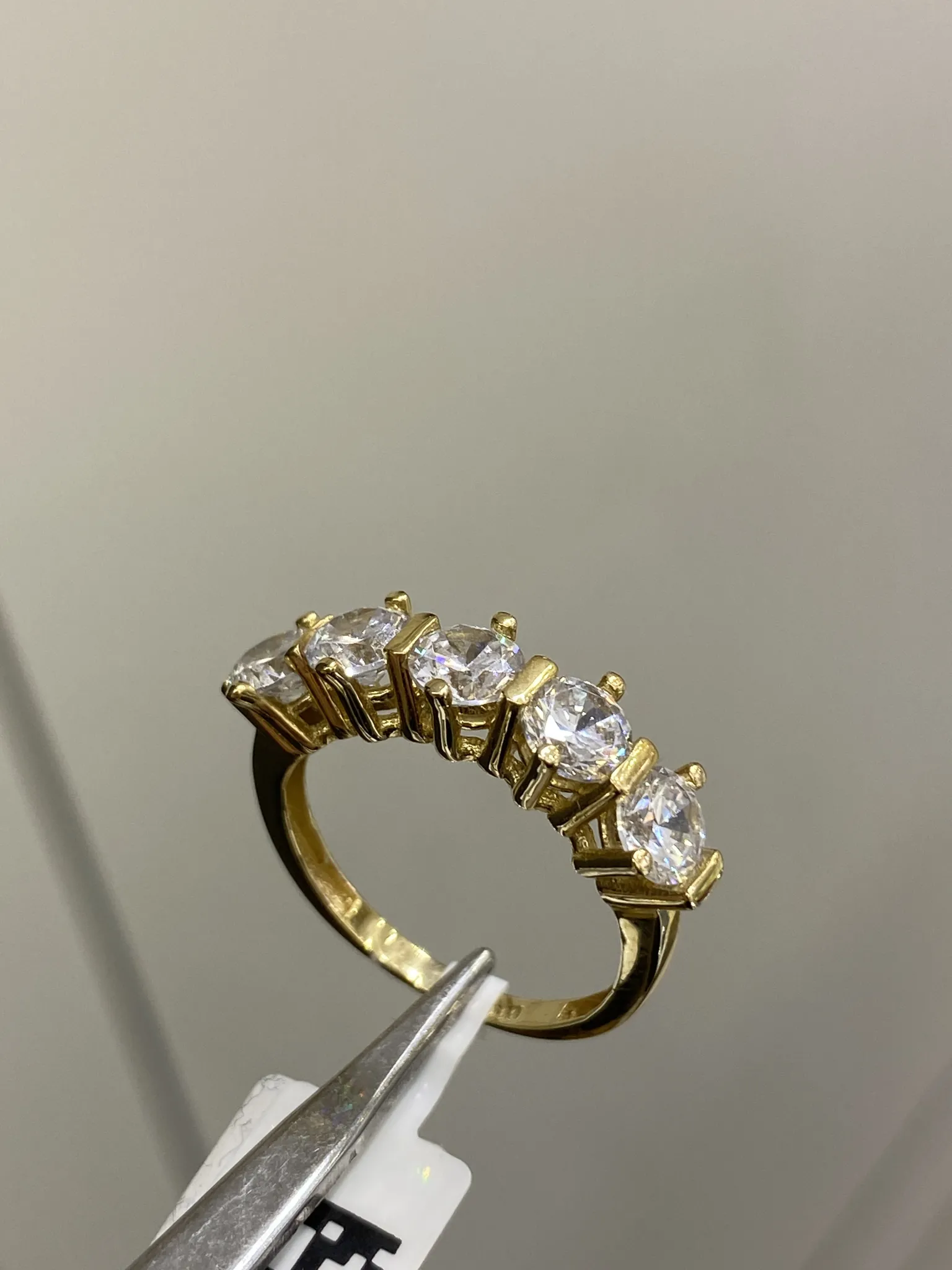 Favori Marka Beş Taş Model Yüzük