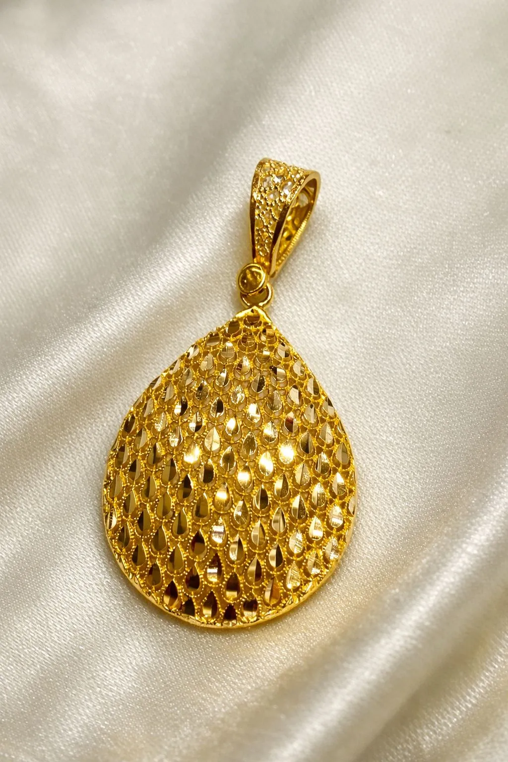 Favori Marka Pullu Model Uç