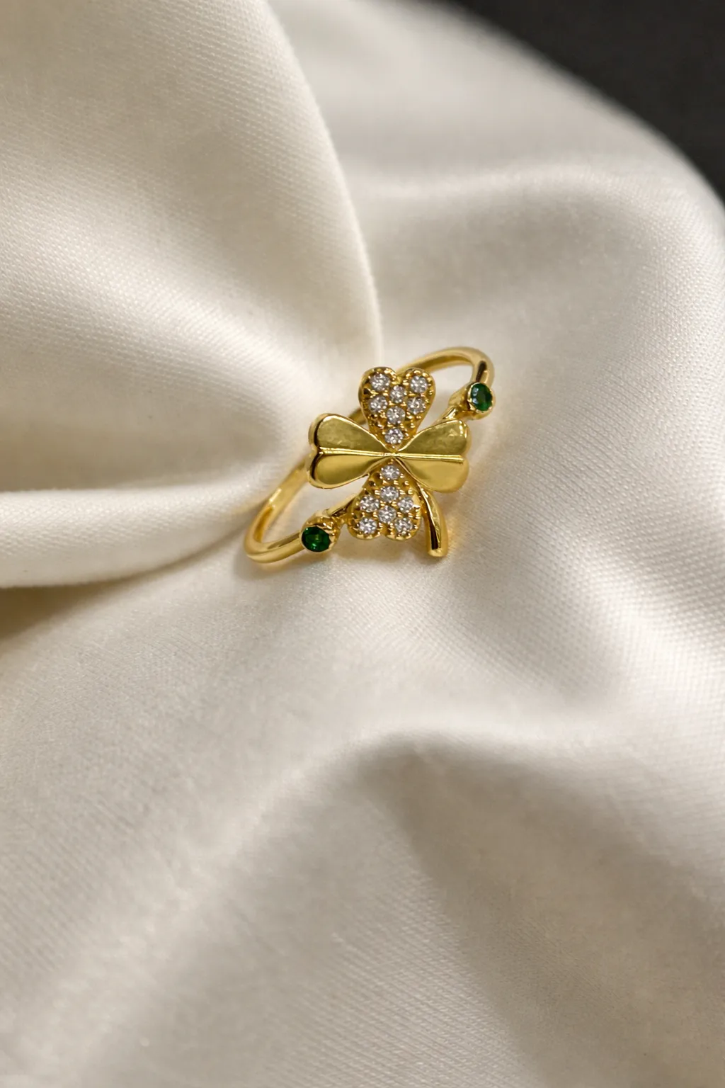 Favori Marka Yonca Model Yüzük