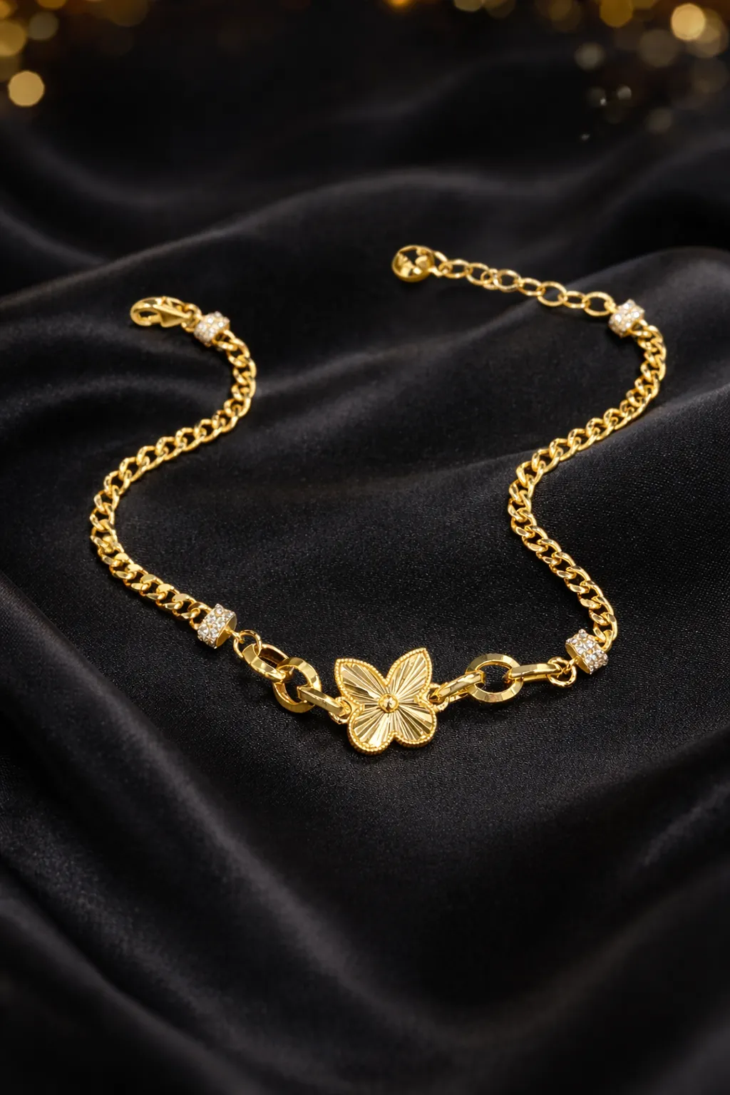 Favori Marka Kelebek Model Bileklik 