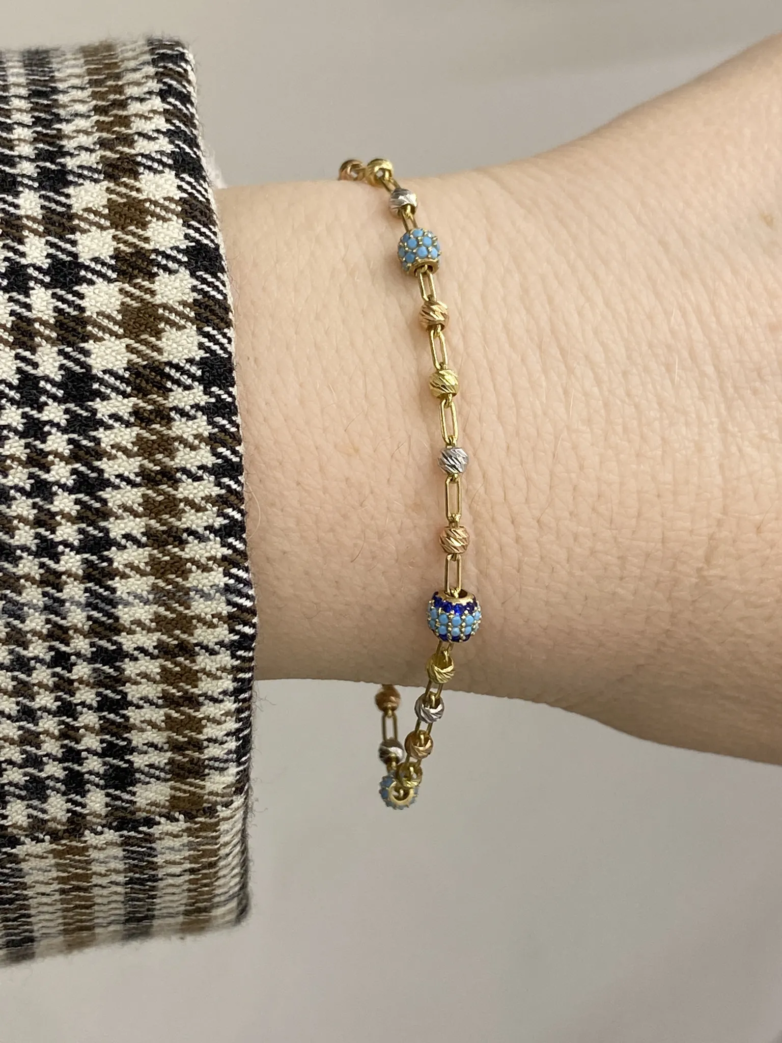 Favori Marka Firuze Taşlı Üç Renkli Dorika Model Bileklik