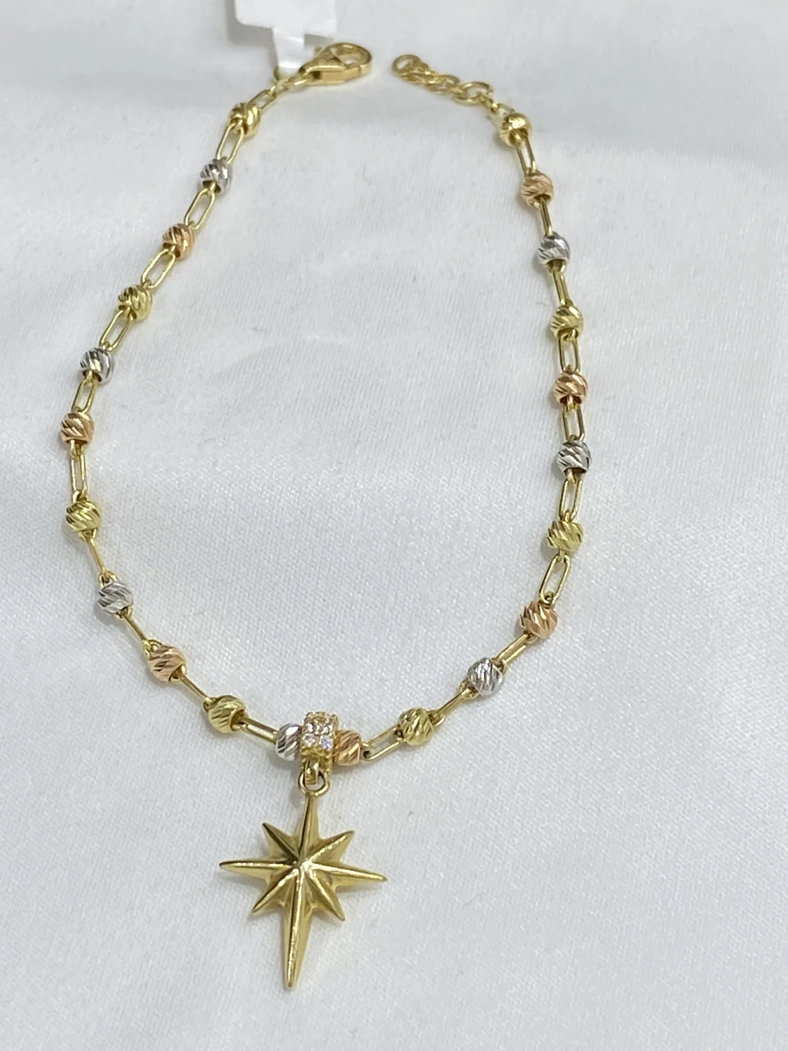 Favori Marka Üç Renkli Dorikalı Bileklik 19 cm