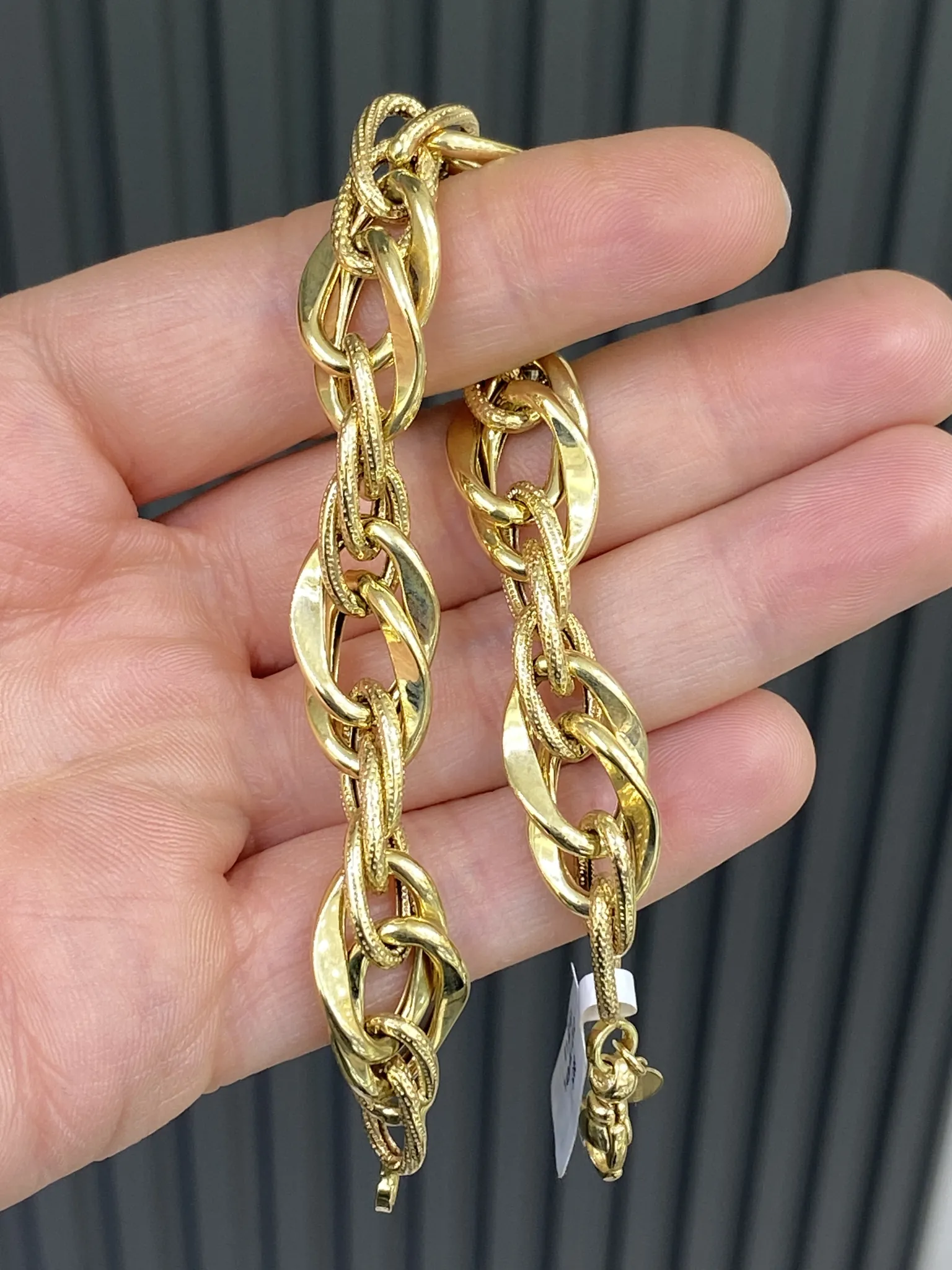 Favori Marka Hallow Model Bileklik 