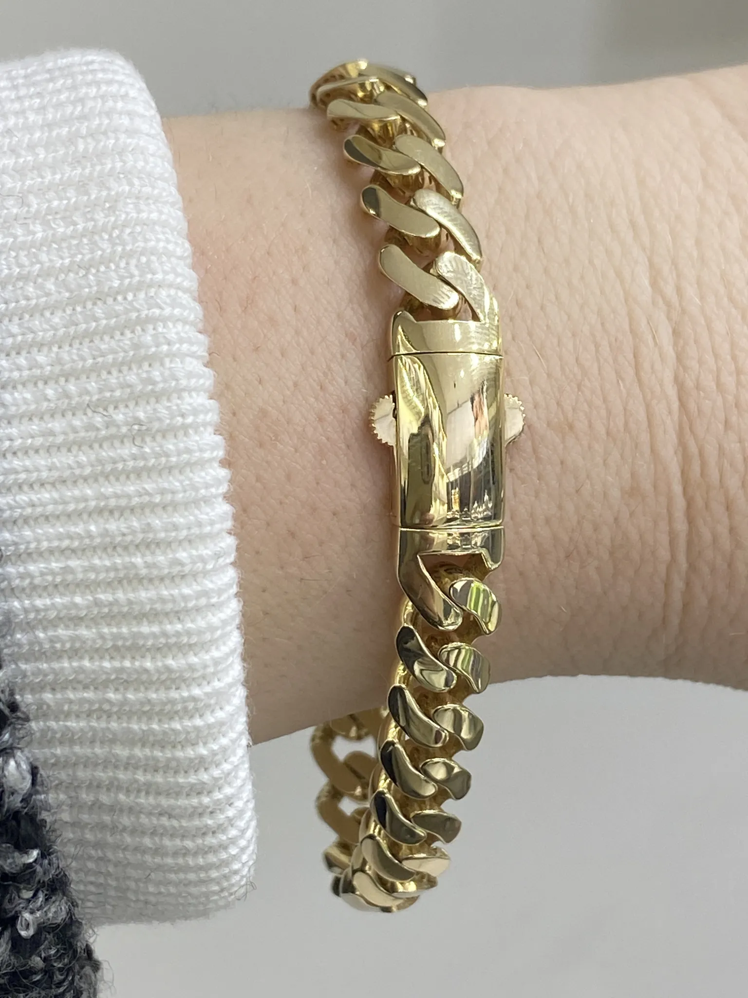 Favori Marka Gurmet Model Bileklik