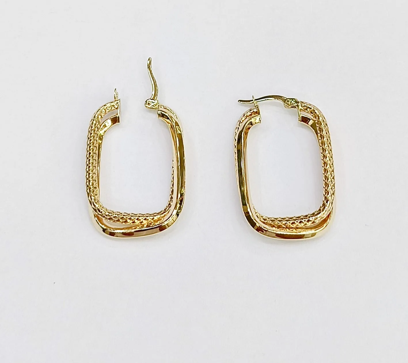 Favori Marka İtalyan Model Küpe