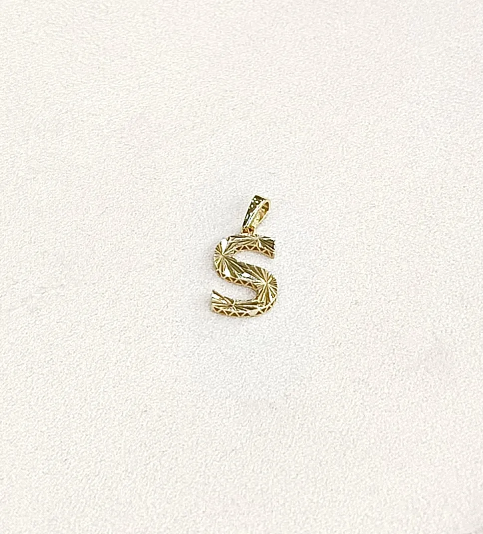 Favori Marka S Harfi Uç