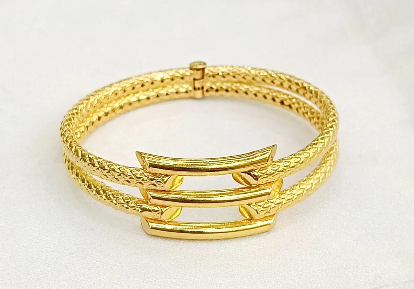 Favori Marka Başak Model Kelepçe