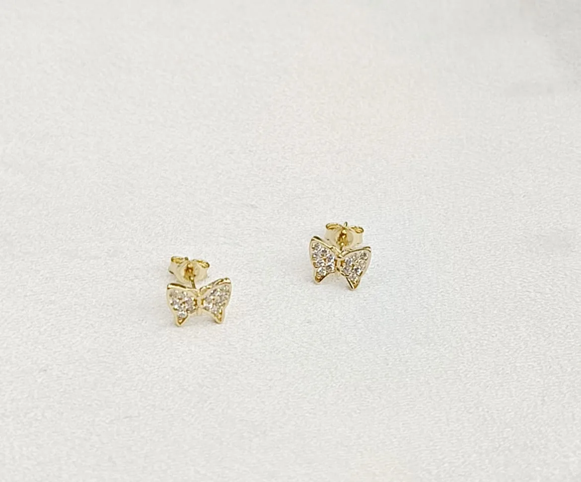 Favori Marka Kelebek Model Küpe