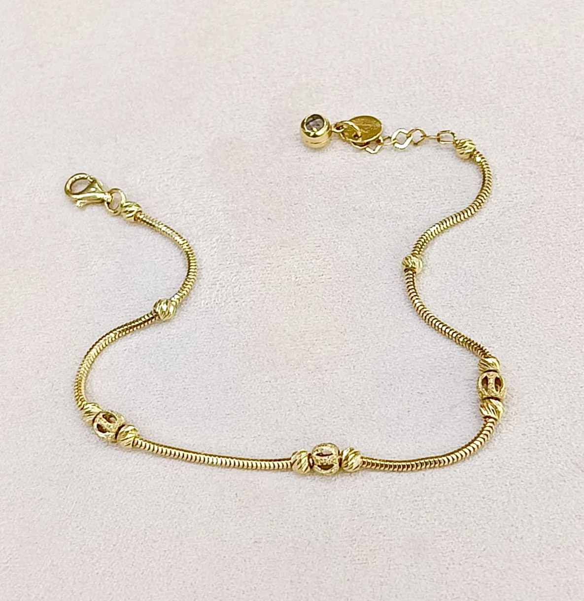 Favori Marka Tasarım Model Bileklik