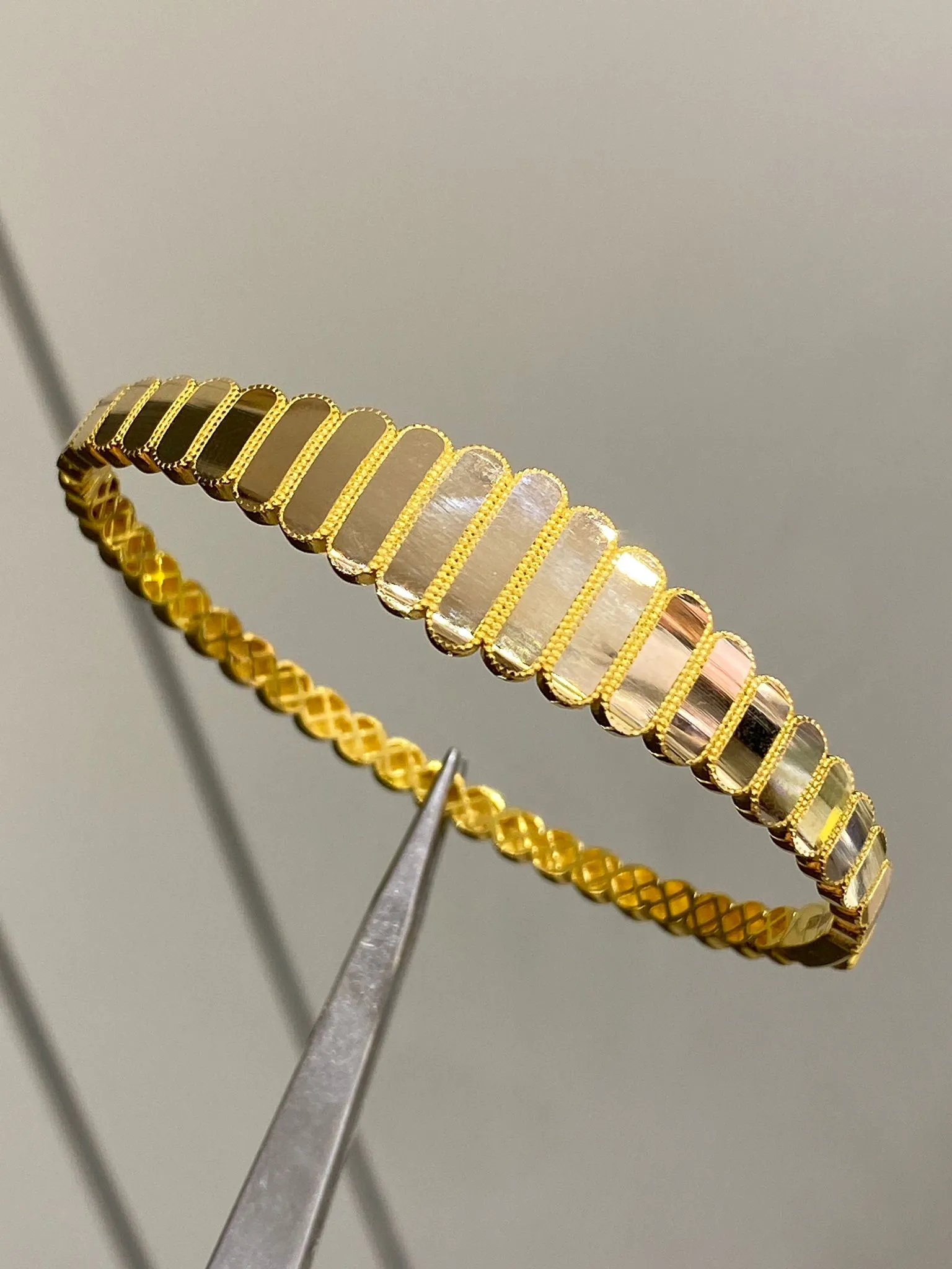 Favori Marka İtlayan Model Kelepçe