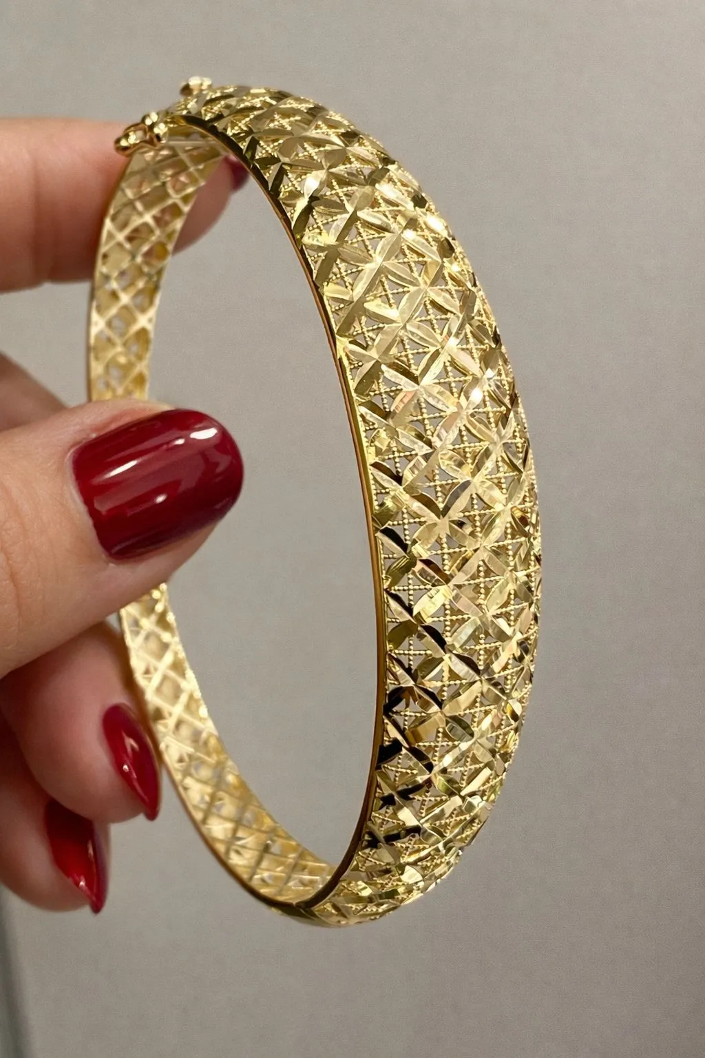 Favori Marka İtlayan Model Kelepçe