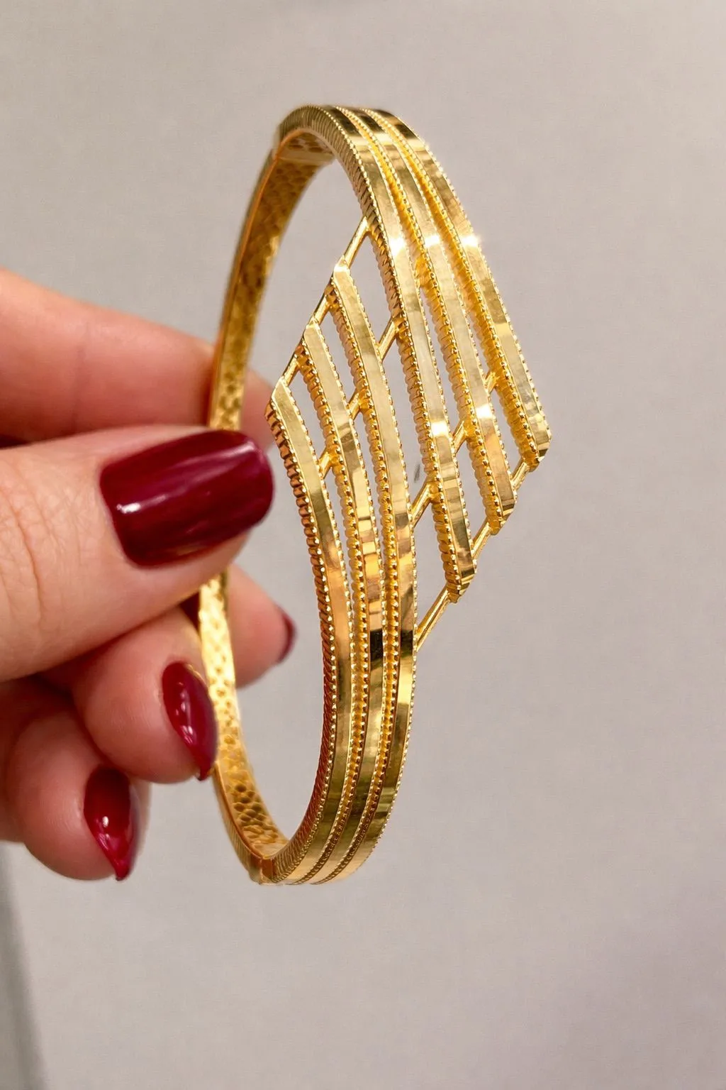 Favori Marka İtlayan Model Kelepçe