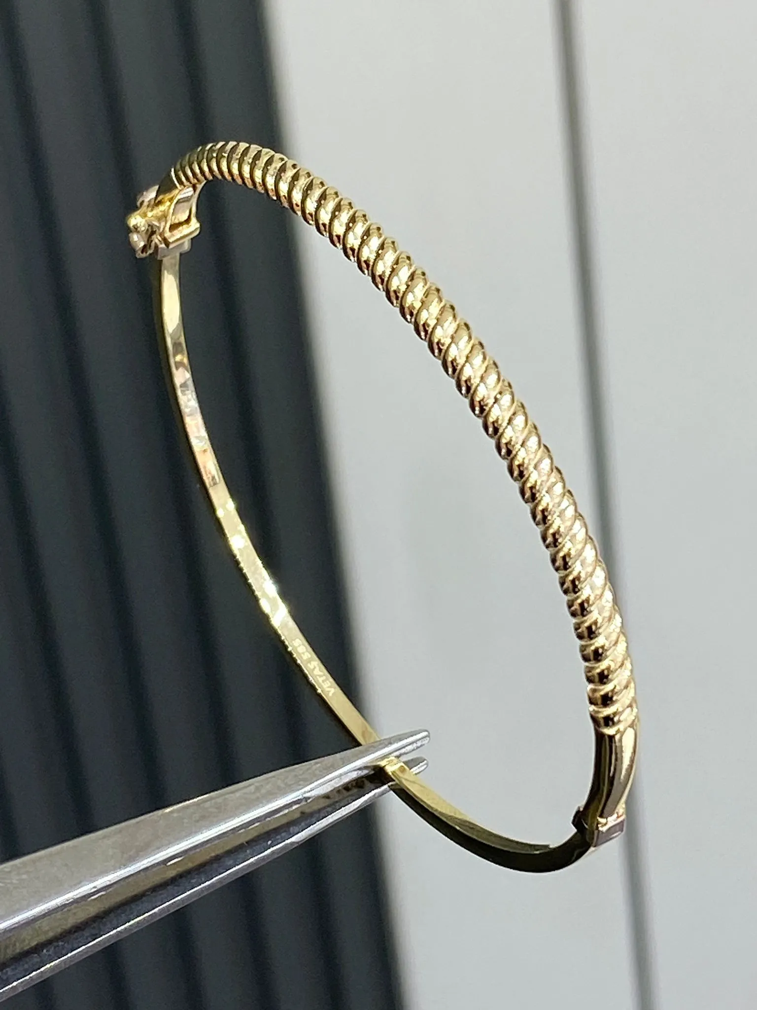 Favori Marka İtalyan Model Kelepçe