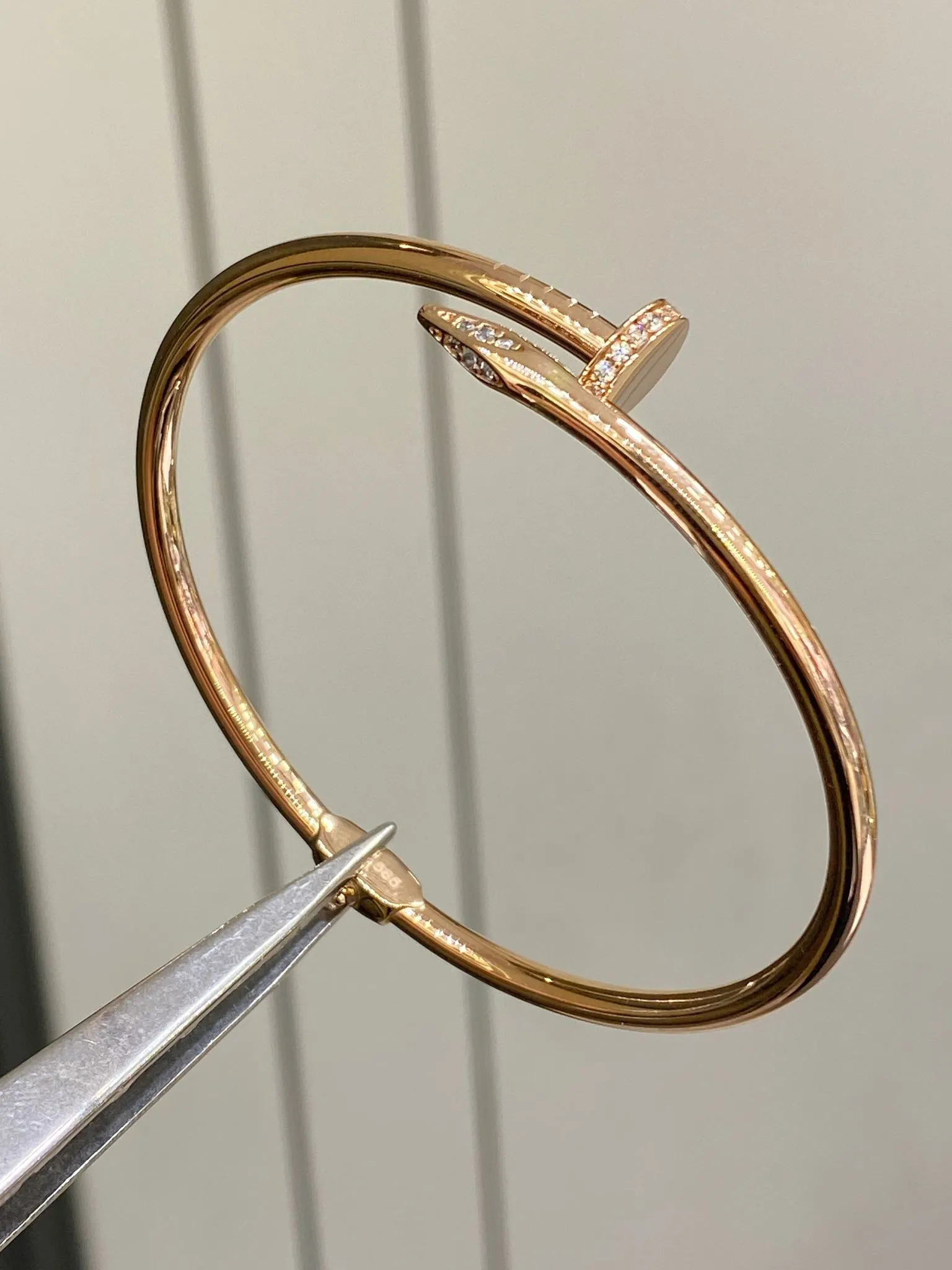 Favori Marka İtalyan Model Kelepçe