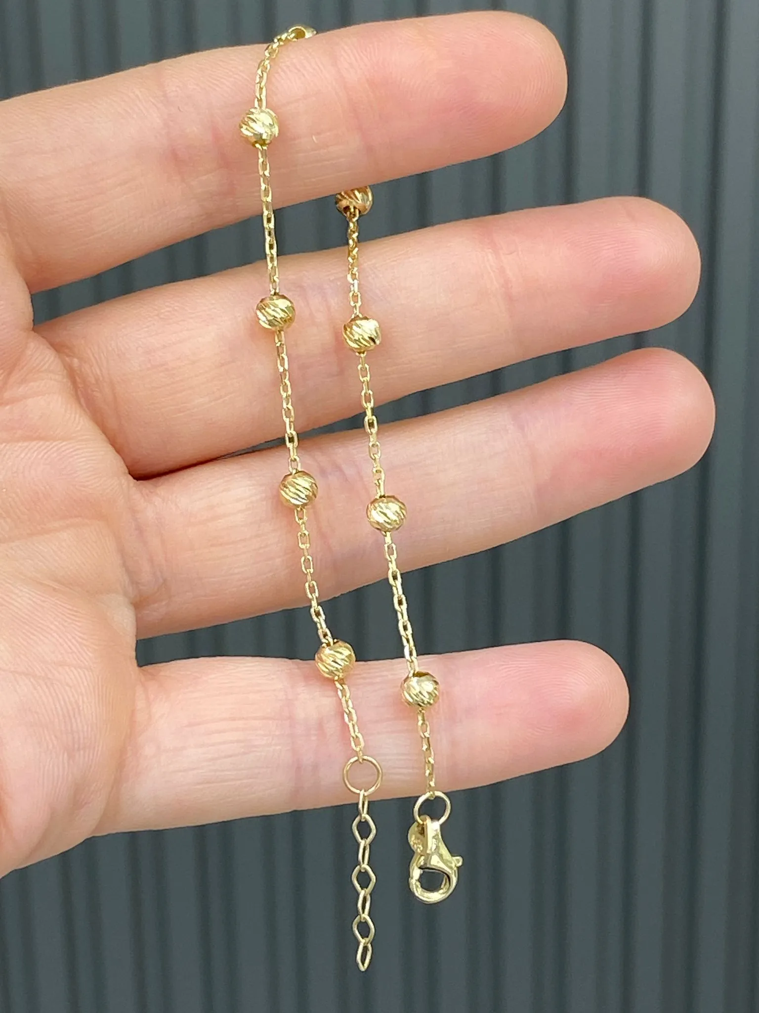 Favori Marka Dorikalı Model Bileklik