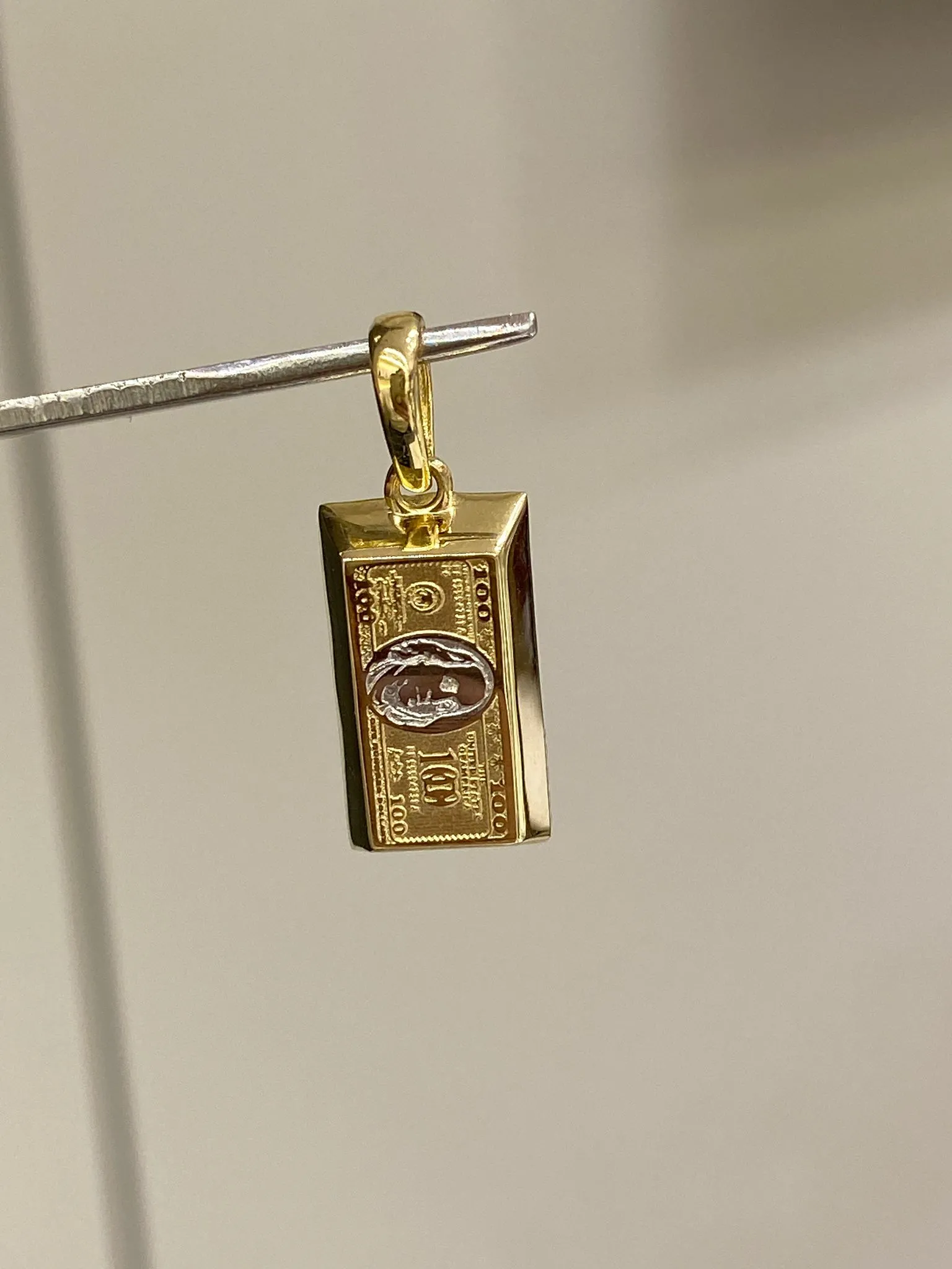 Favori Marka Külçe Model Uç